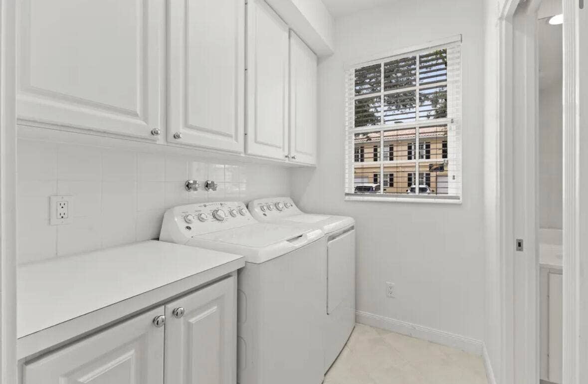 2006 Tigris Drive, West Palm Beach, FL 33411 FullSizeRender-20