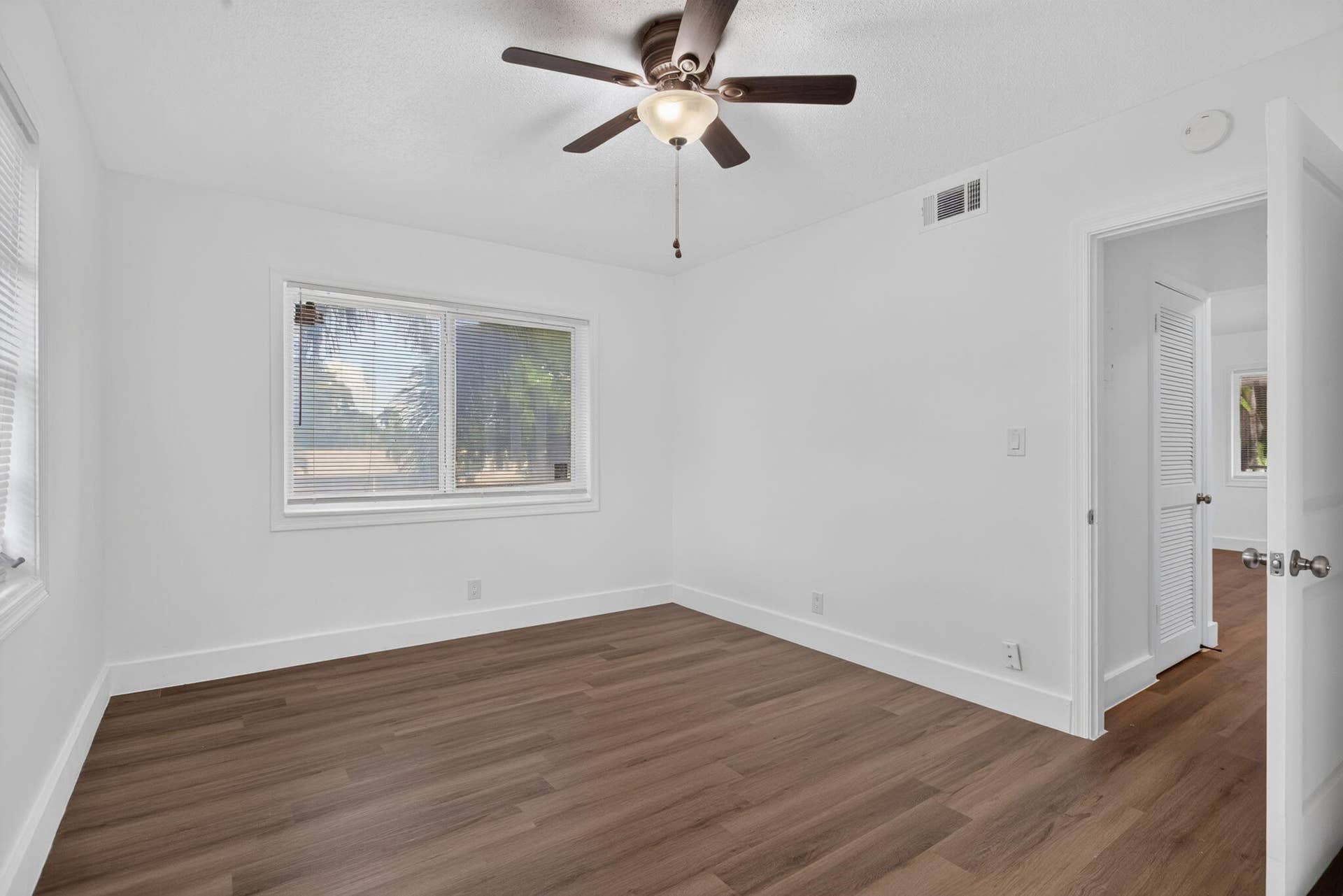 11-web-or-mls-1181-11
