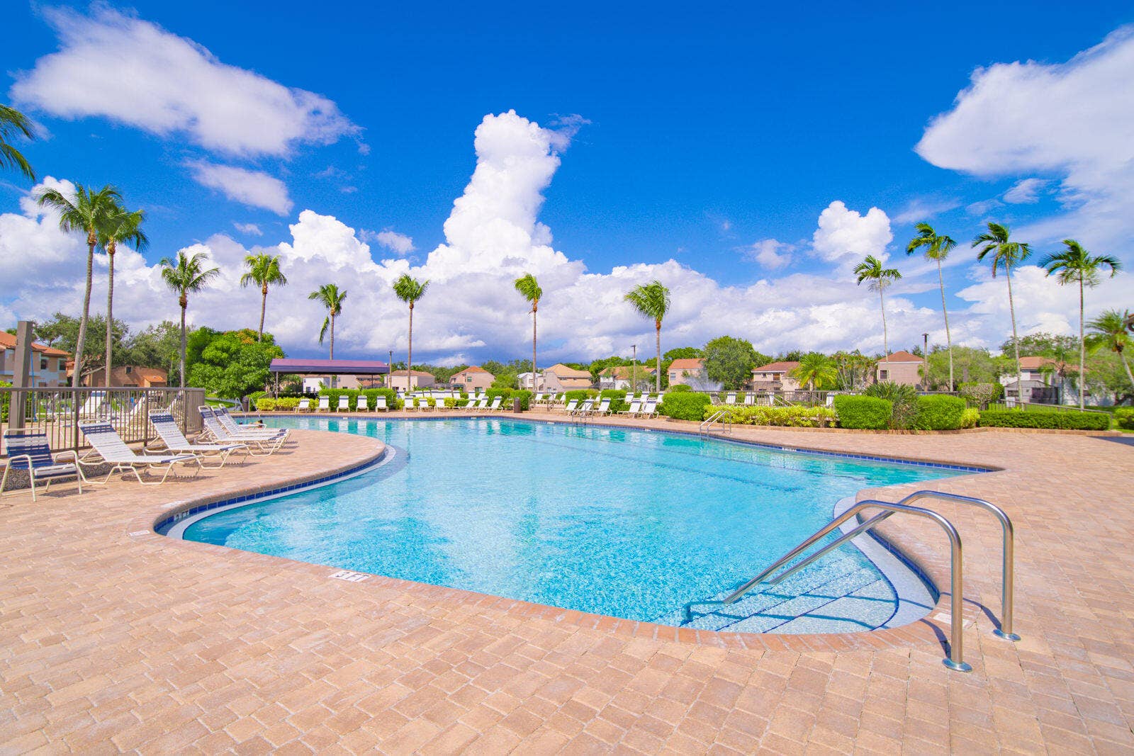 10690 NW 14TH Street, #138, Plantation, FL 33322 COMMUNITY POOL