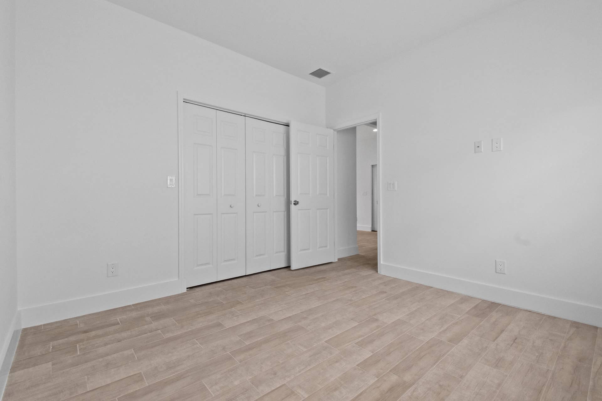 3804 Greenwood Avenue, West Palm Beach, FL 33407 3804GreenwoodAve(32)