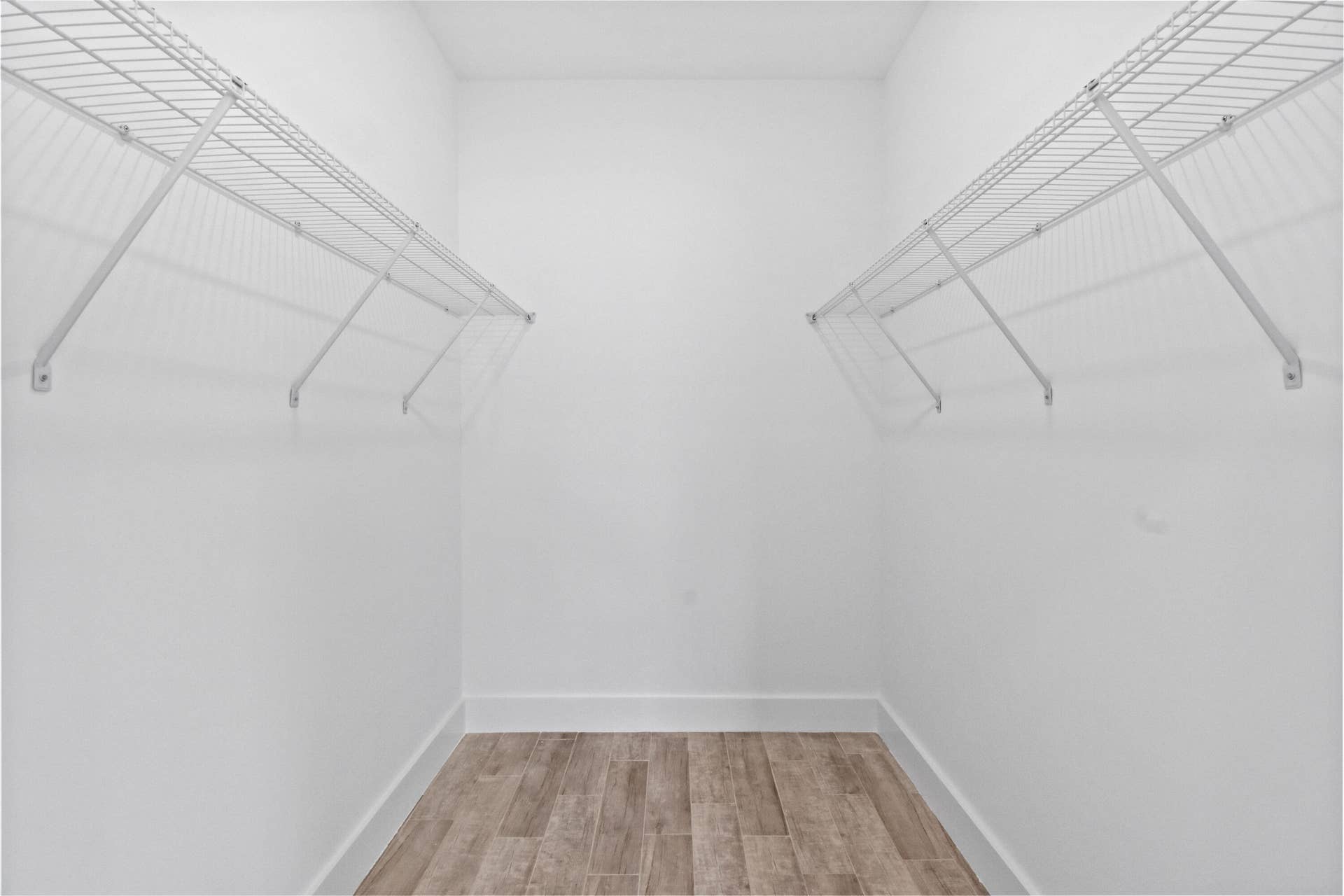 3804 Greenwood Avenue, West Palm Beach, FL 33407 Walk in closet