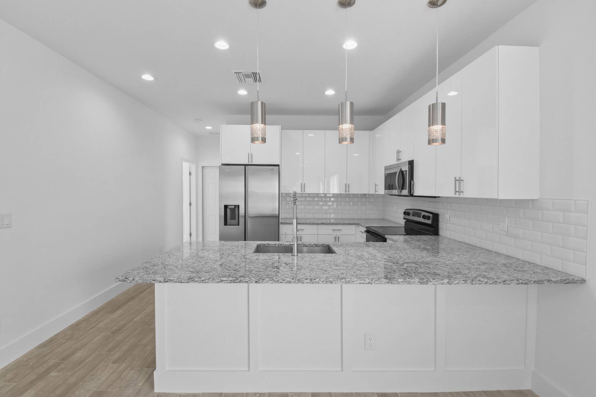 3804 Greenwood Avenue, West Palm Beach, FL 33407 Kitchen