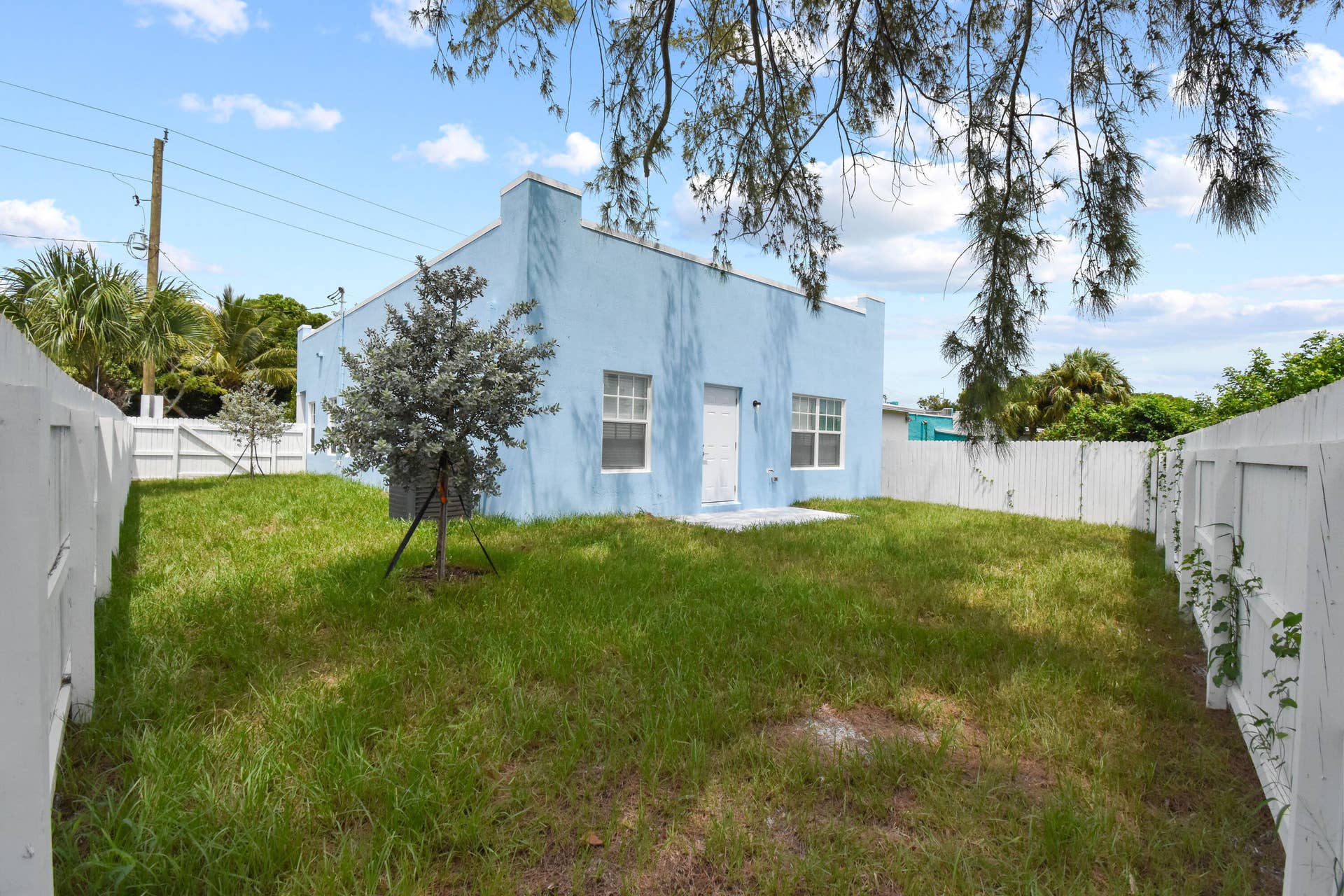 3804 Greenwood Avenue, West Palm Beach, FL 33407 3804GreenwoodAve(34)