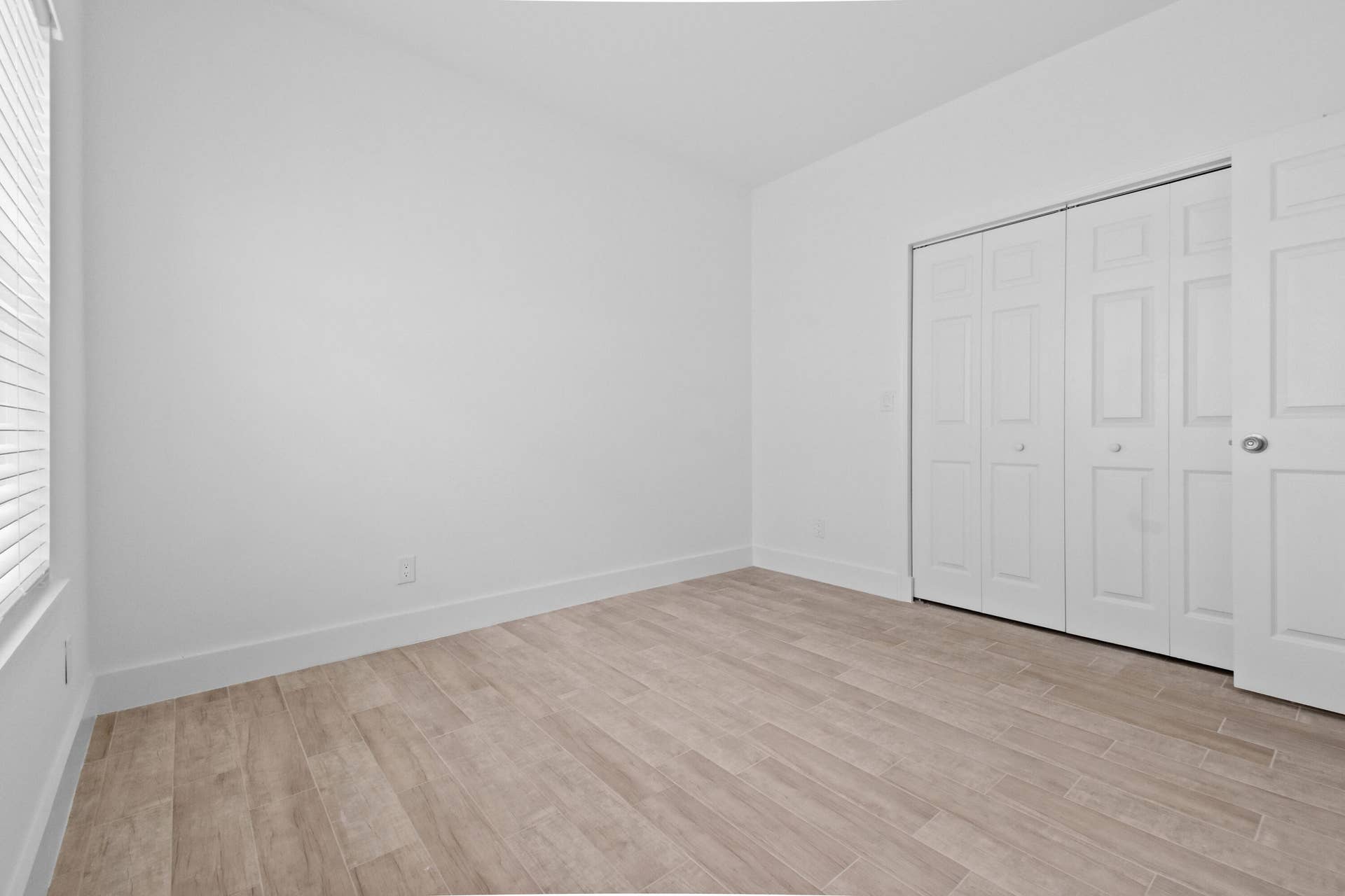 3804 Greenwood Avenue, West Palm Beach, FL 33407 3804GreenwoodAve(31)