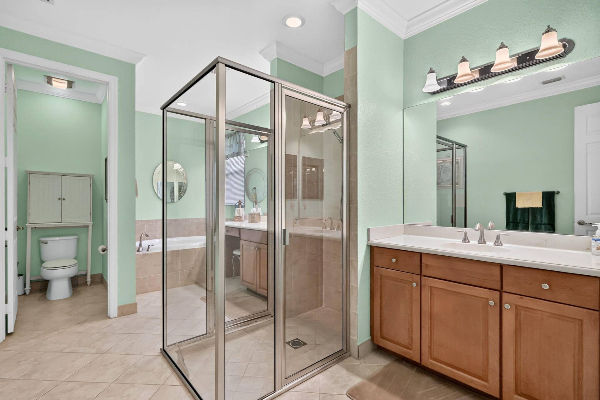6311 ASTOR Place, Vero Beach, FL 32966 Master Bath