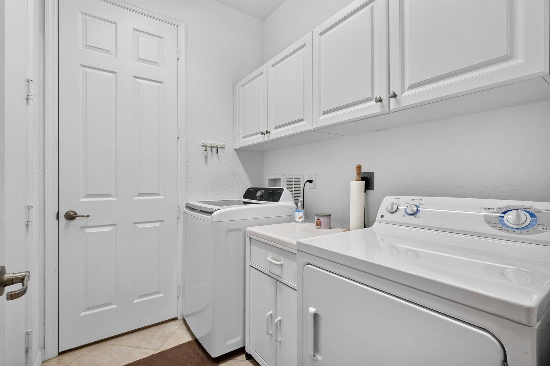 6311 ASTOR Place, Vero Beach, FL 32966 Laundry Room