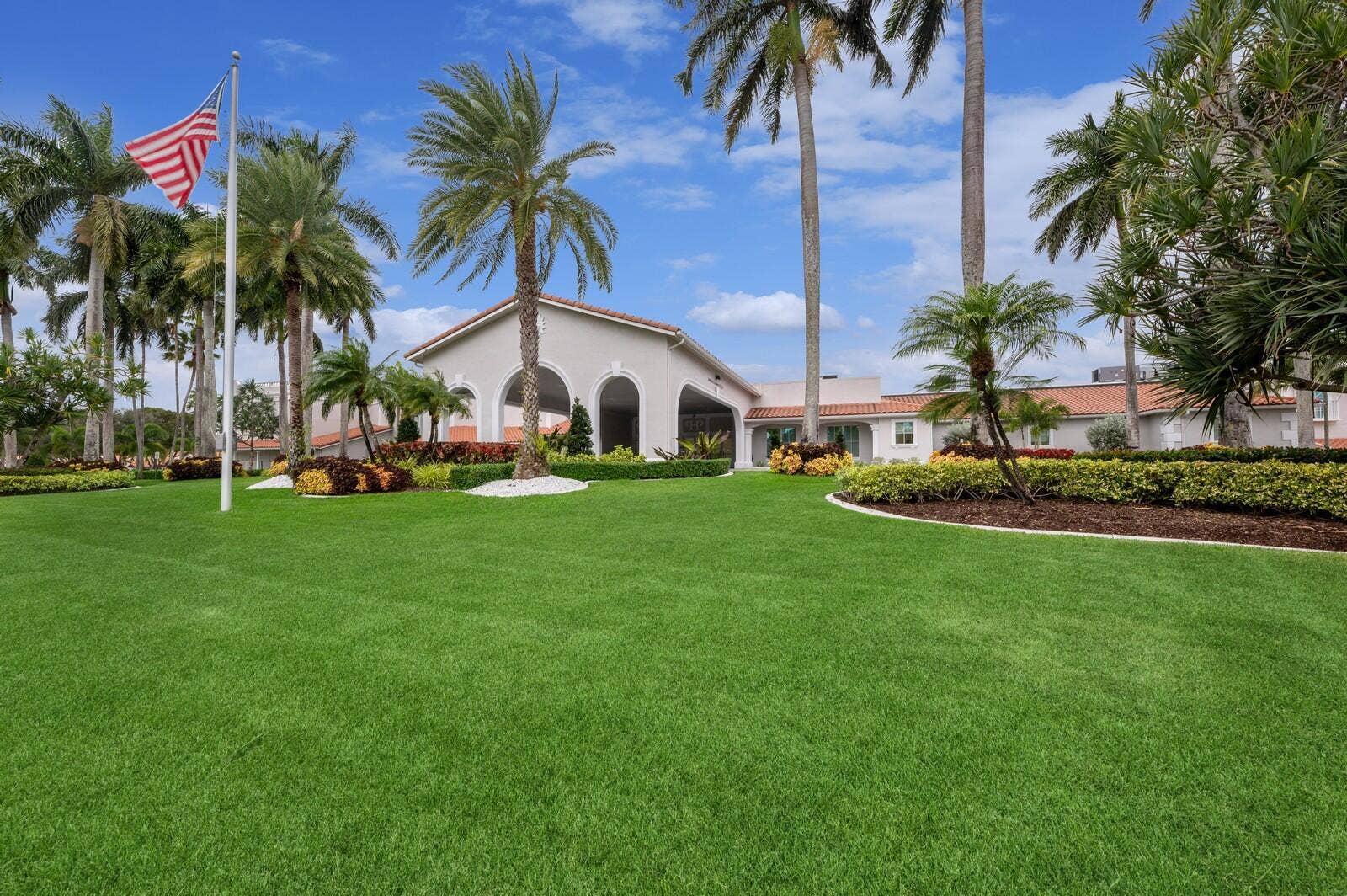 14096 HUNTINGTON POINTE Drive, #305, Delray Beach, FL 33484 Clubhouse HP