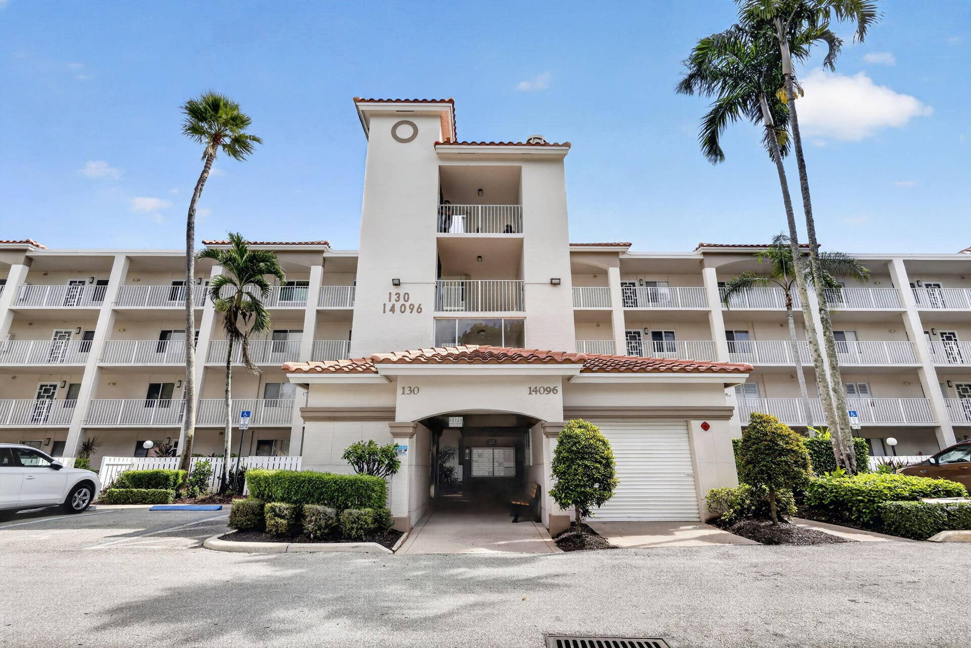 14096 HUNTINGTON POINTE Drive, #305, Delray Beach, FL 33484 45-web-or-mls-_14A8731