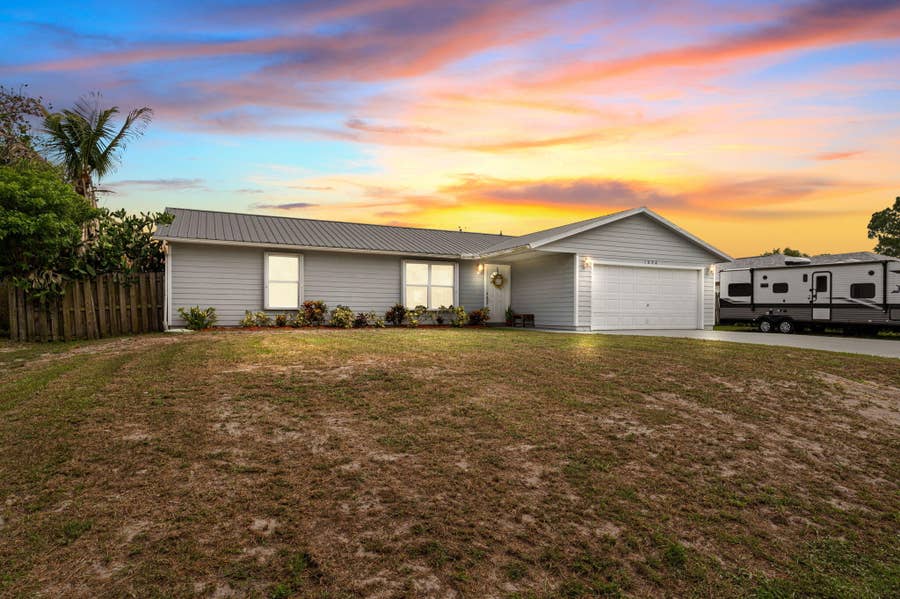 Property photo for 1098 SW Janette Avenue, Port St Lucie, FL