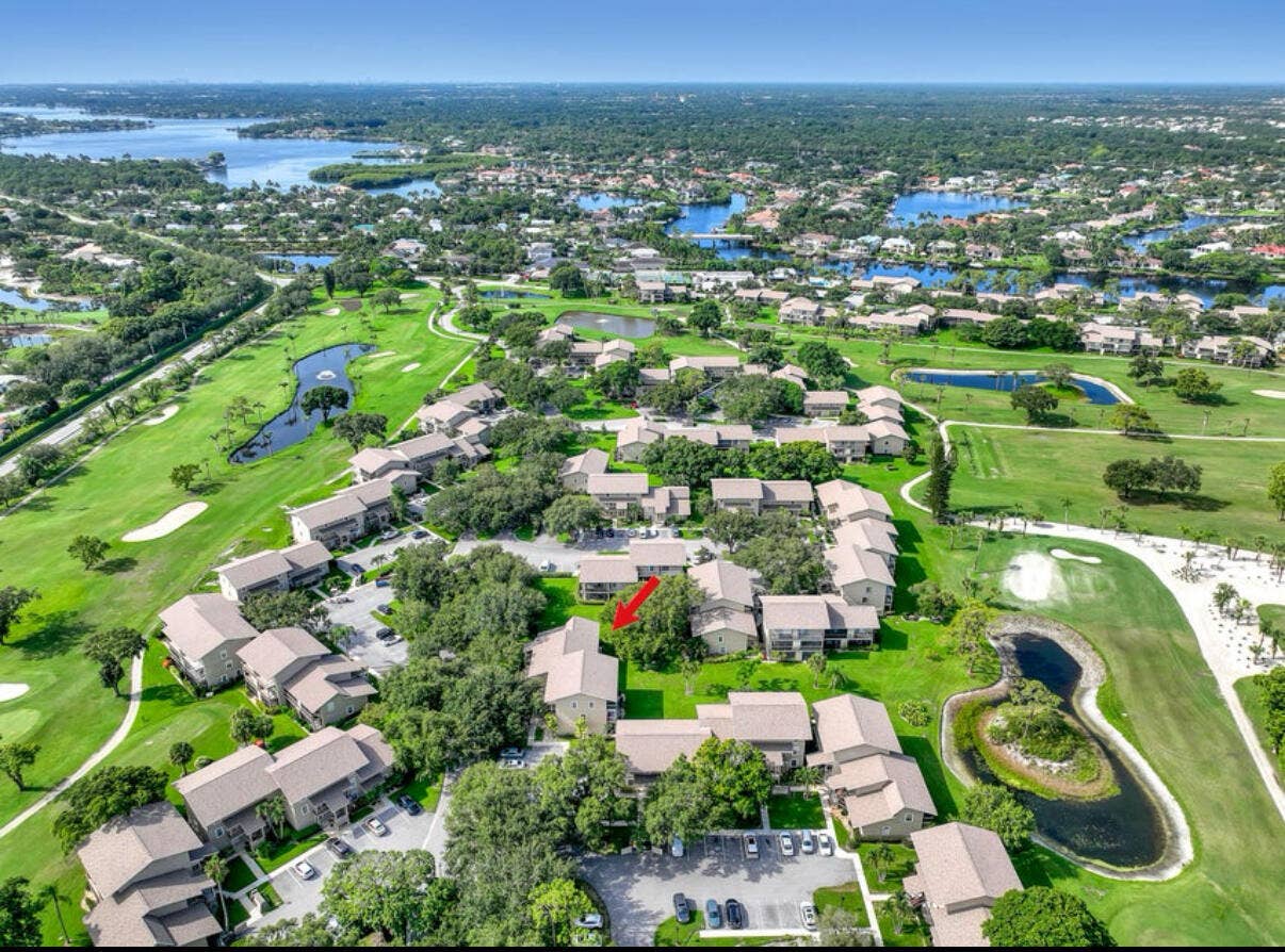 18390 SE WOOD HAVEN Lane, #e, Jupiter, Jupiter, FL 33469 IMG_9136