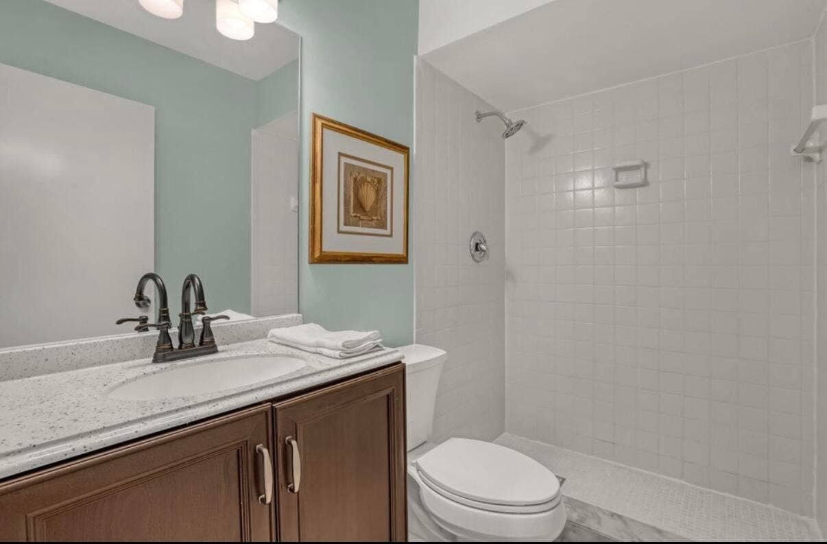 18390 SE WOOD HAVEN Lane, #e, Jupiter, Jupiter, FL 33469 IMG_9124