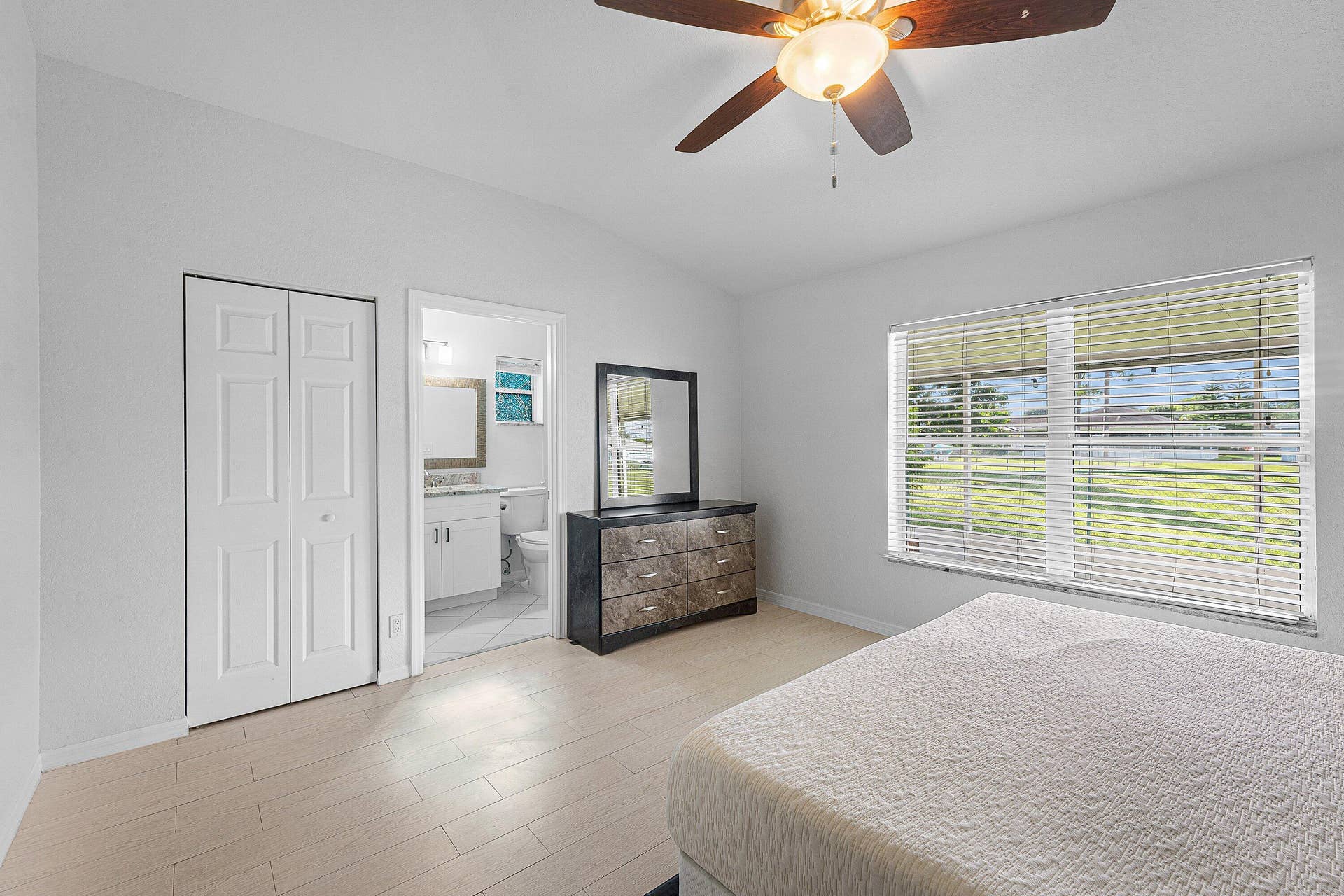 5427 Club Circle, Haverhill, FL 33415 017-5427ClubCircle-Haverhill-FL-33415-SM