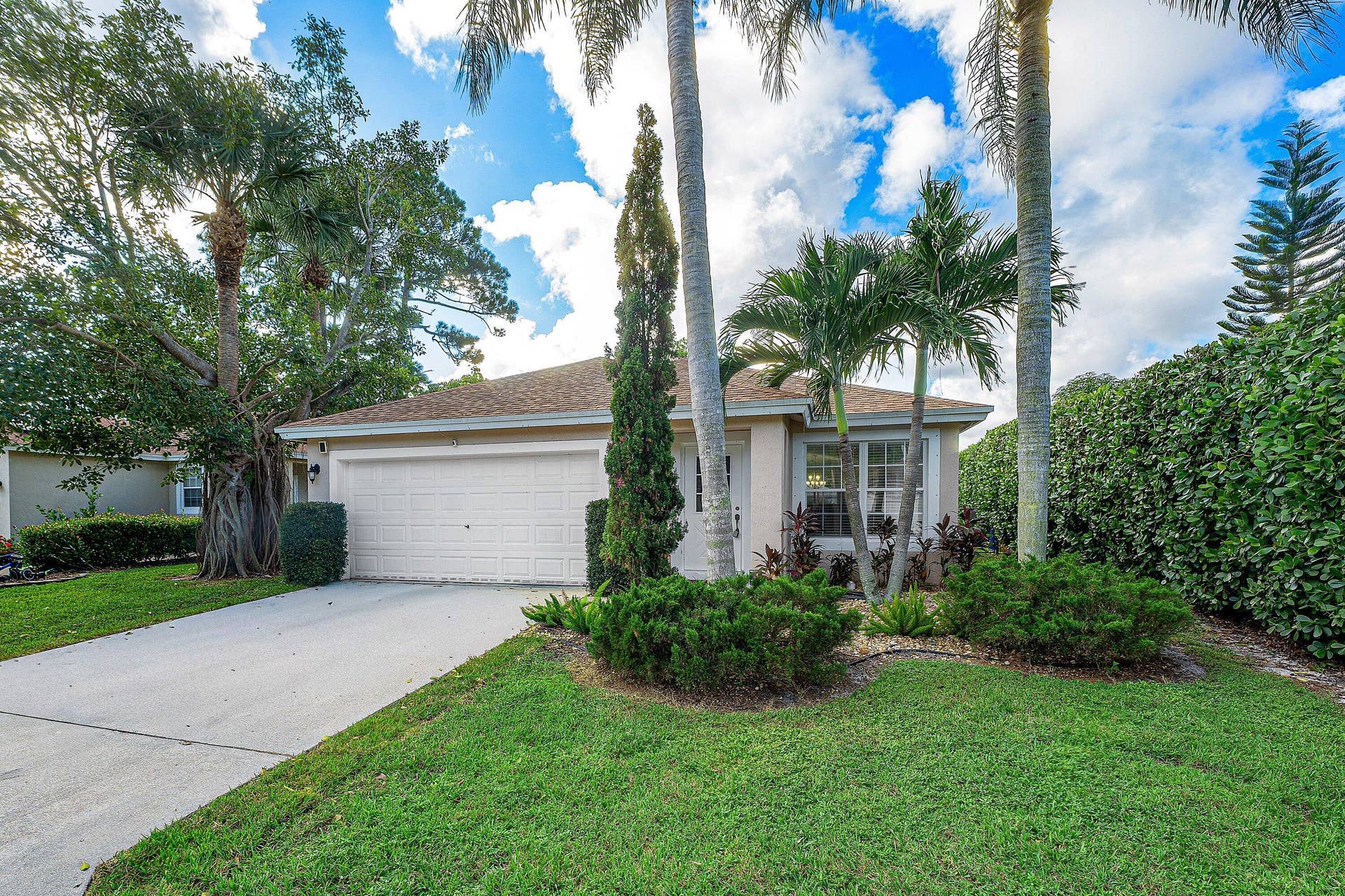 5427 Club Circle, Haverhill, FL 33415 003-5427ClubCircle-Haverhill-FL-33415-SM