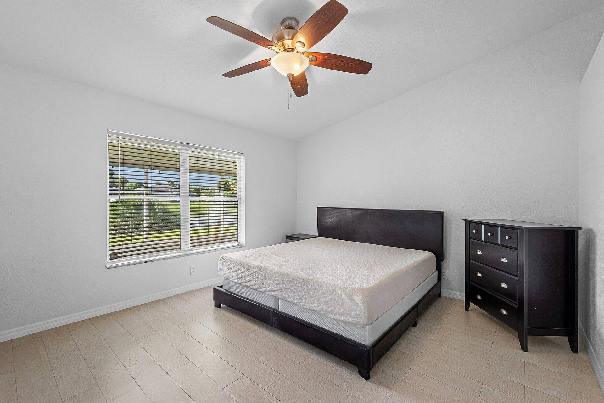 5427 Club Circle, Haverhill, FL 33415 018-5427ClubCircle-Haverhill-FL-33415-SM