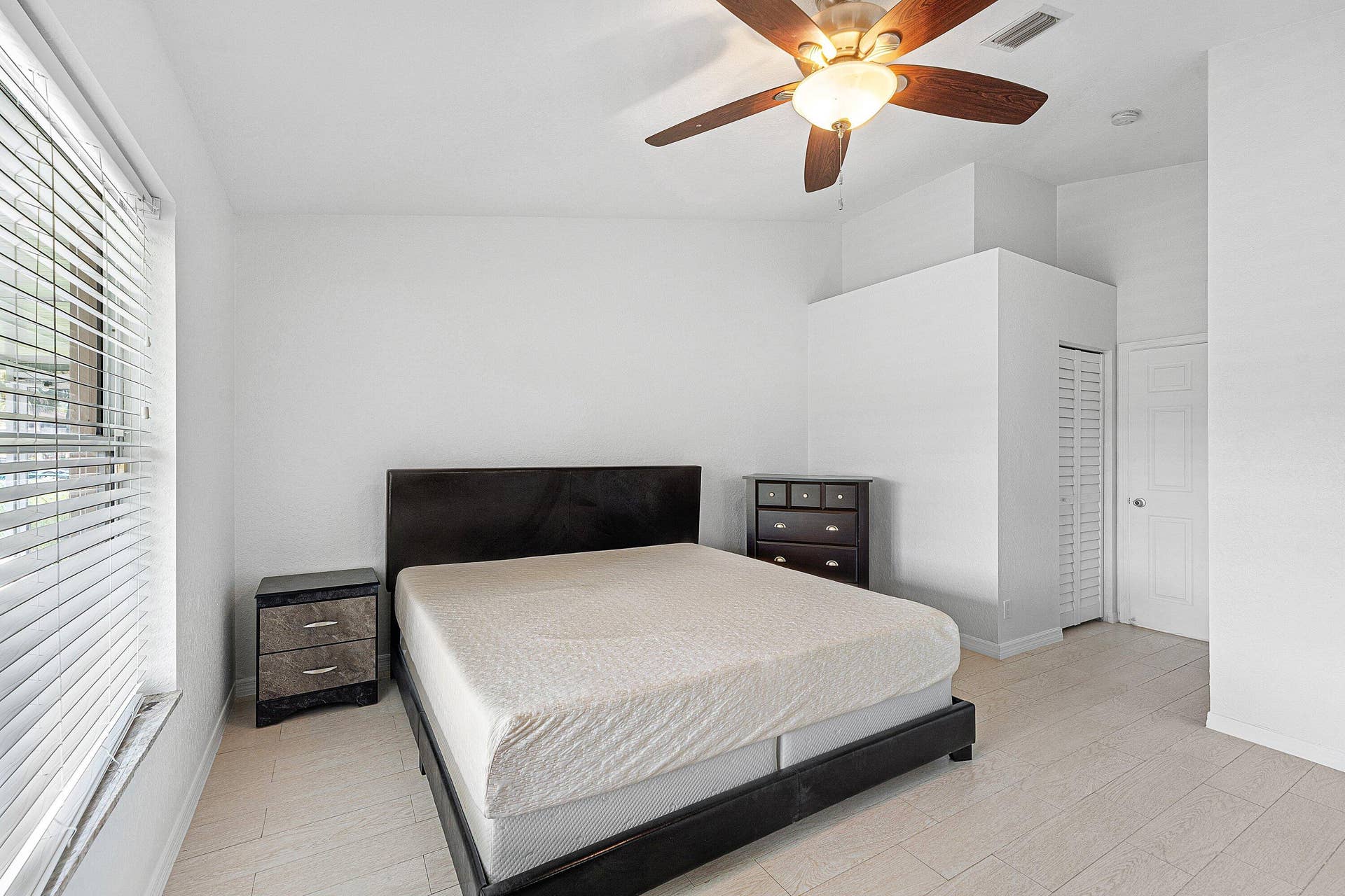 5427 Club Circle, Haverhill, FL 33415 019-5427ClubCircle-Haverhill-FL-33415-SM