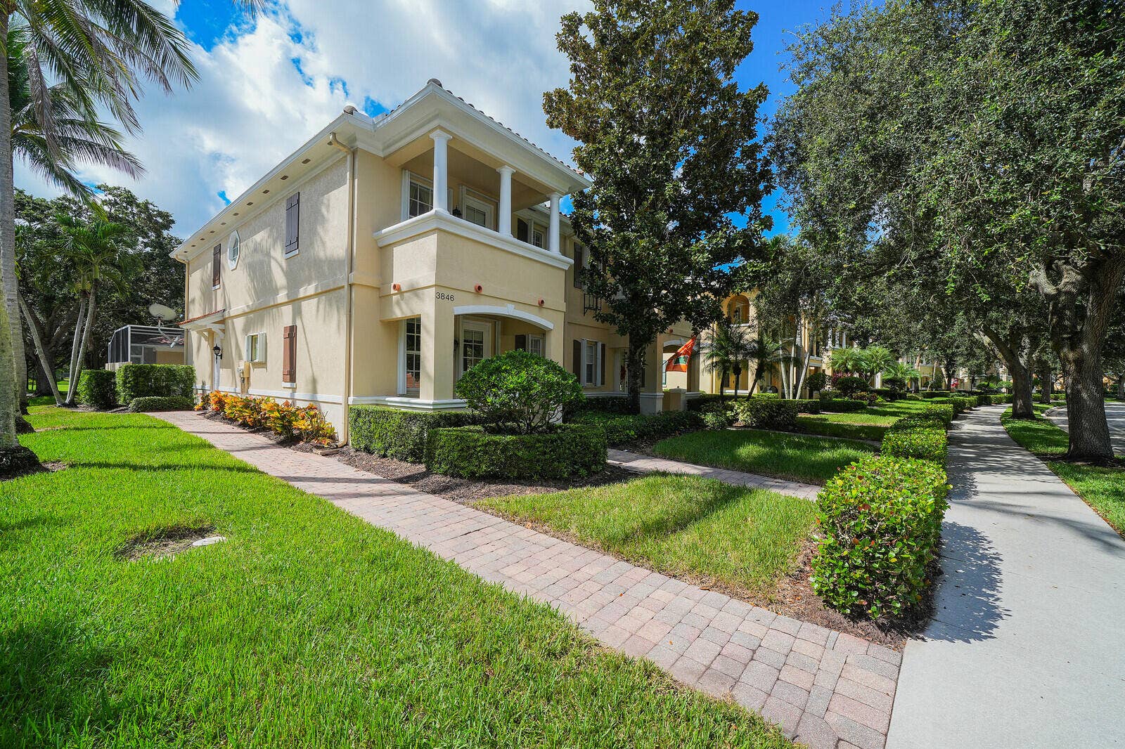 3846 Greenway Drive, Jupiter, FL 33458 Exterior