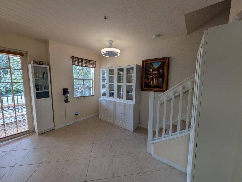 Breakfast Nook
