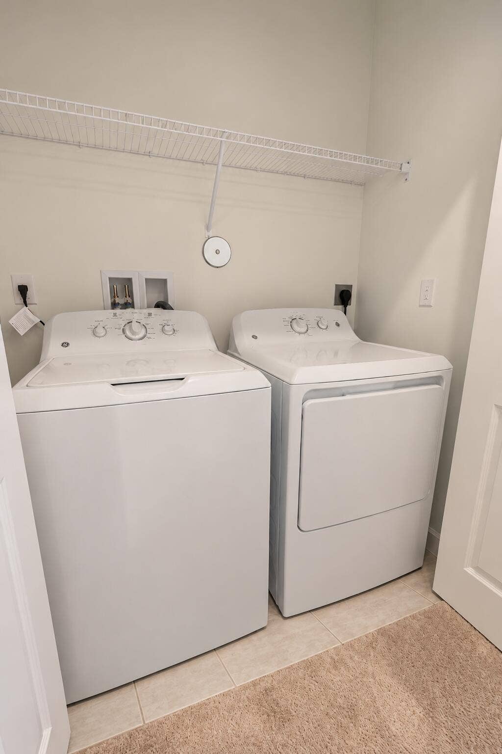 636 SE Lake Falls Street, Port St Lucie, FL 34984 Laundry closet