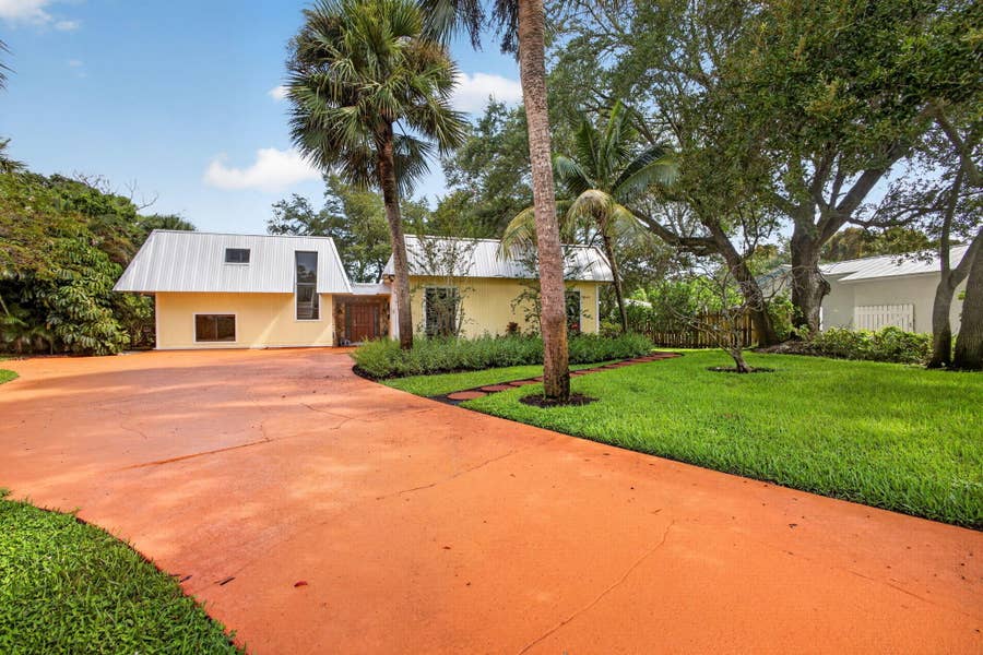 Property photo for 2425 NIKI JO Lane, Palm Beach Gardens, FL