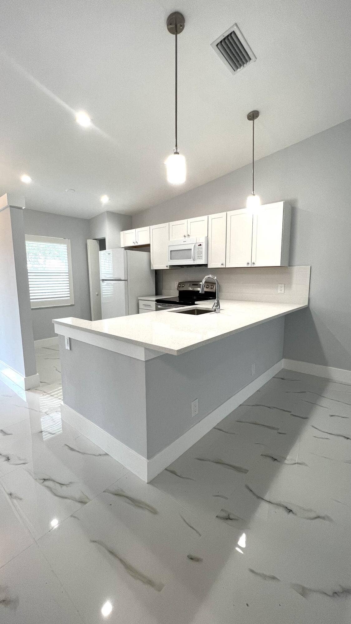 8743 RHEIMS Road, #B, Boca Raton, Boca Raton, FL 33496 Kitchen