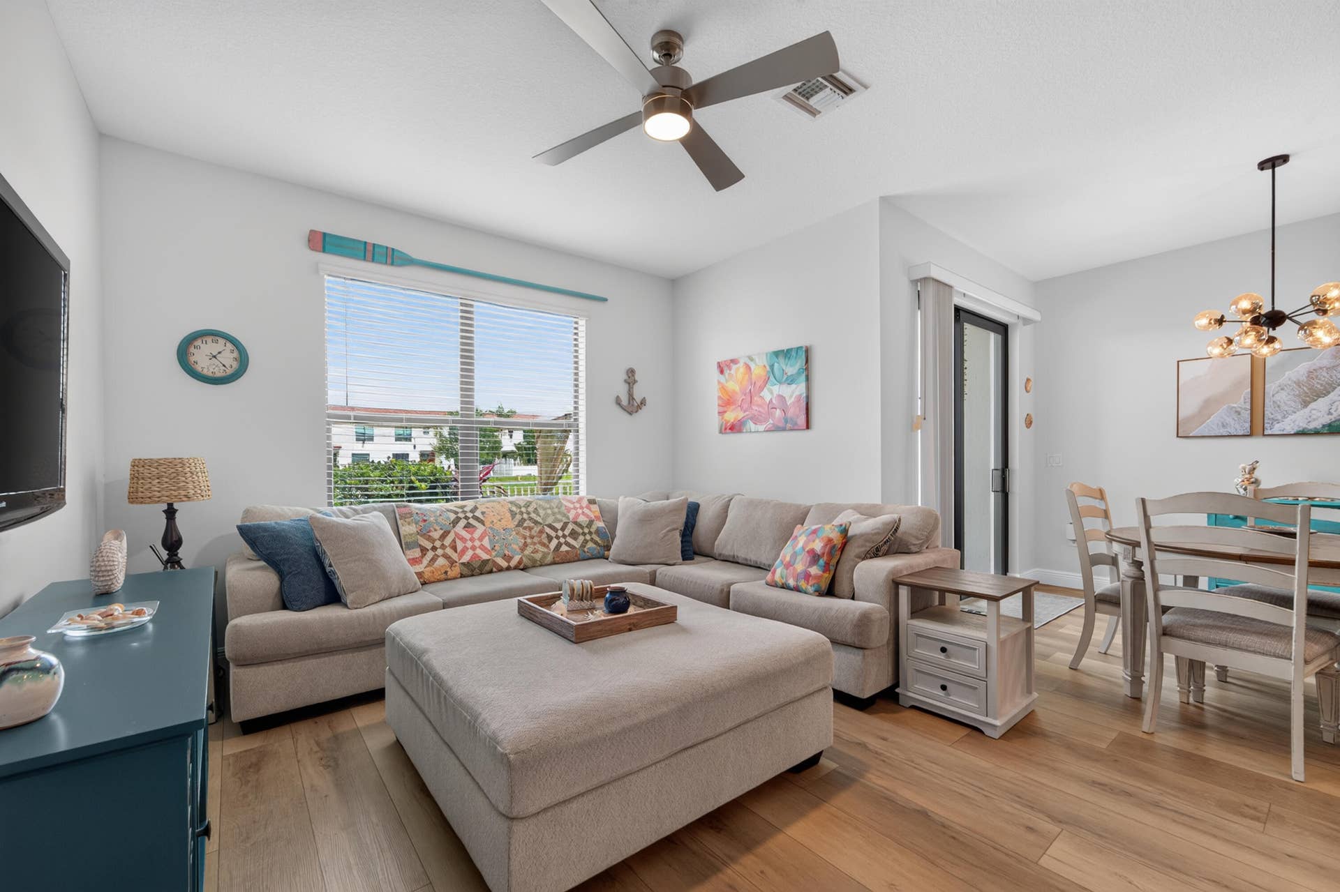 2016 Sugar Maple Drive, Riviera Beach, FL 33410 Living Area