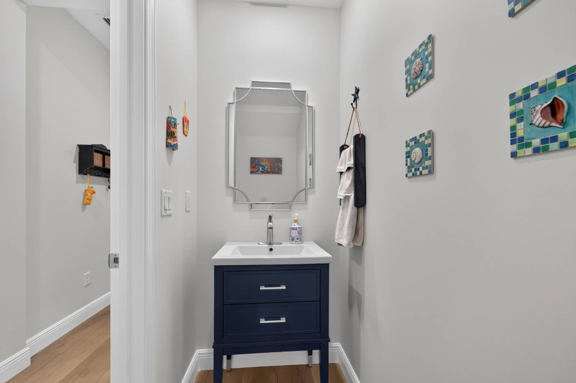 2016 Sugar Maple Drive, Riviera Beach, FL 33410 1st Floor Powder Room