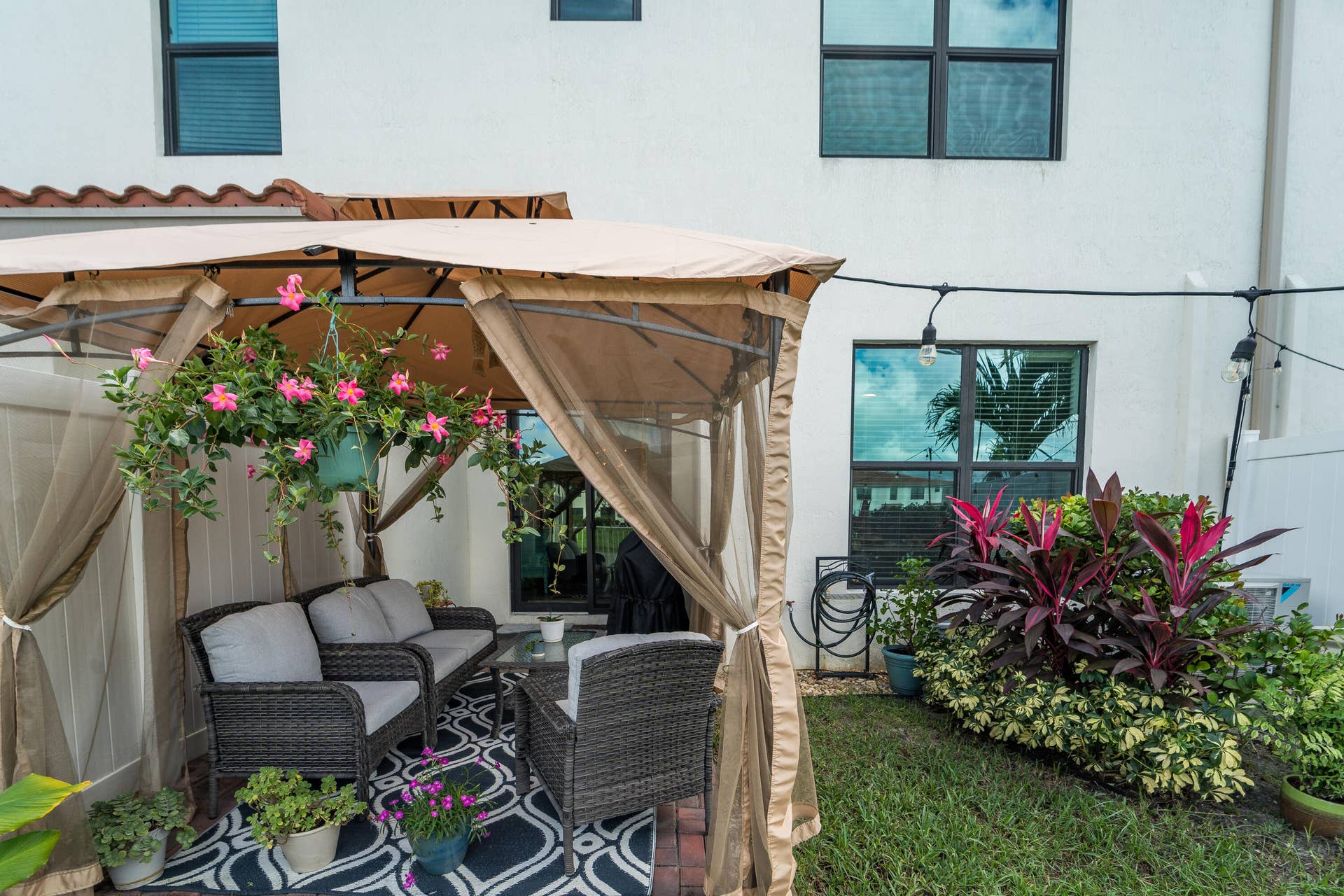 2016 Sugar Maple Drive, Riviera Beach, FL 33410 Lanai Green Space