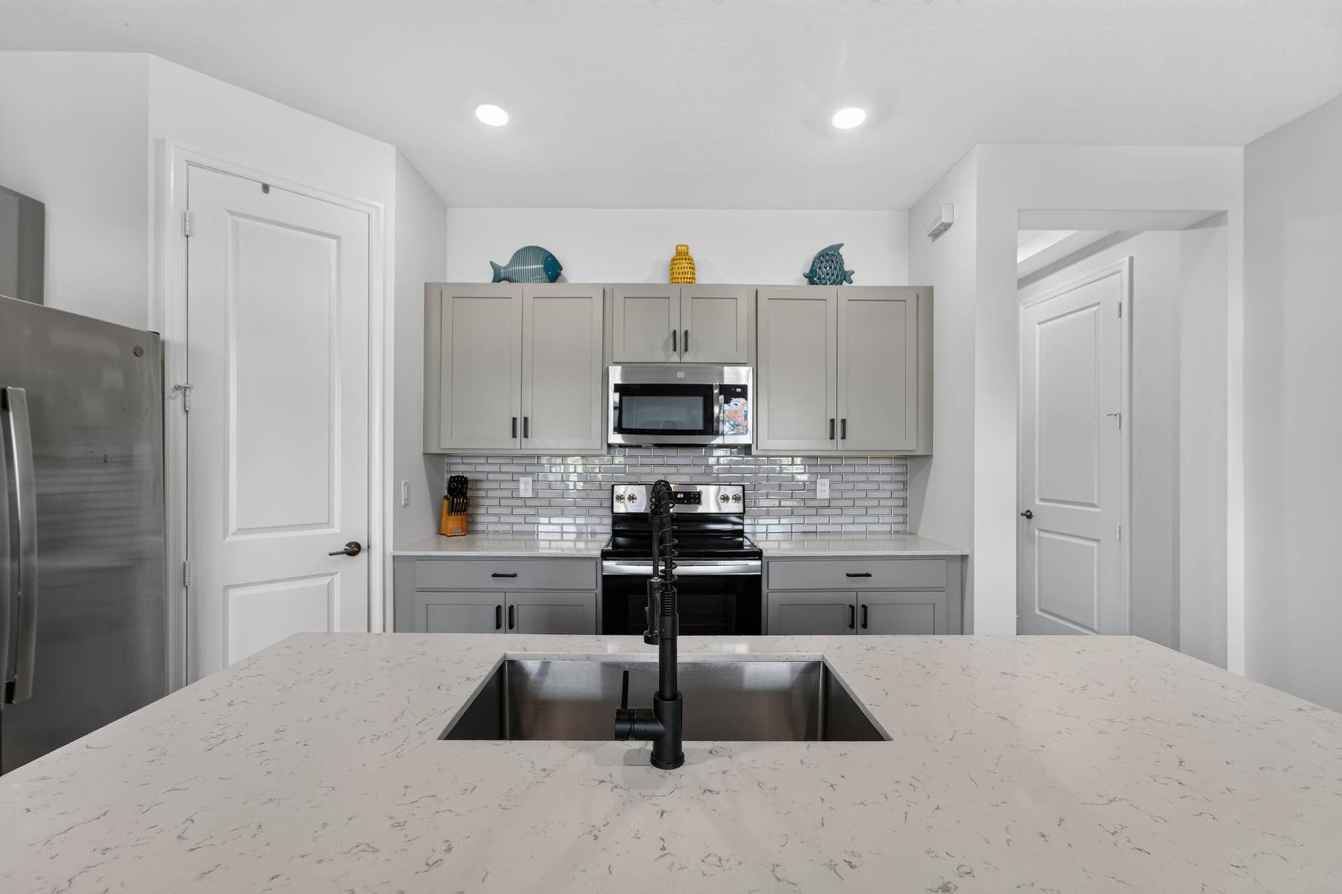 2016 Sugar Maple Drive, Riviera Beach, FL 33410 Kitchen