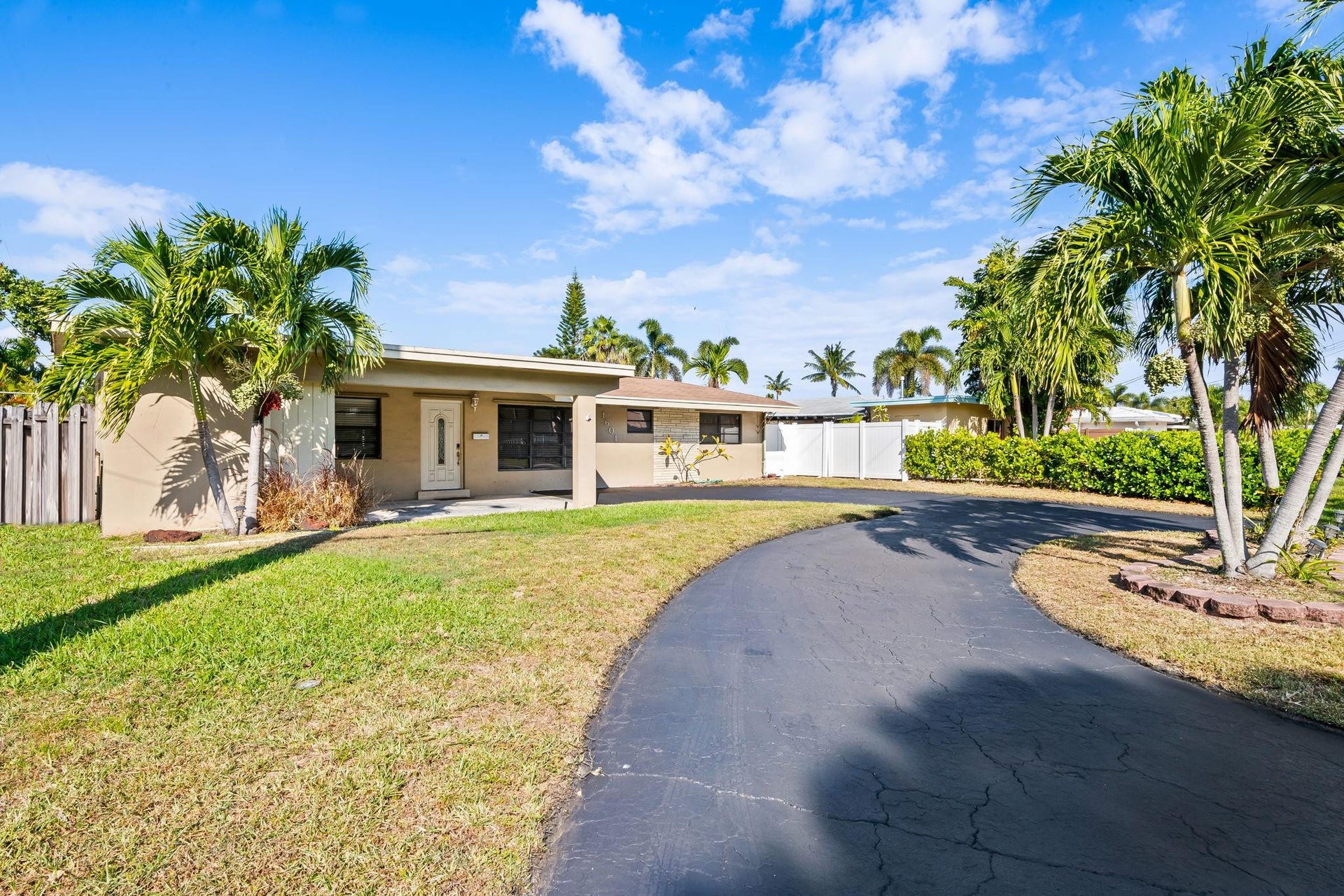 1601 NE 63rd Street, Fort Lauderdale, Fort Lauderdale, FL 33334 Photo 4