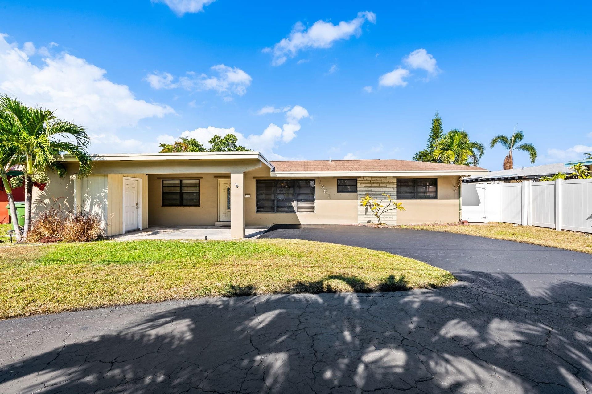 1601 NE 63rd Street, Fort Lauderdale, Fort Lauderdale, FL 33334 Photo 2