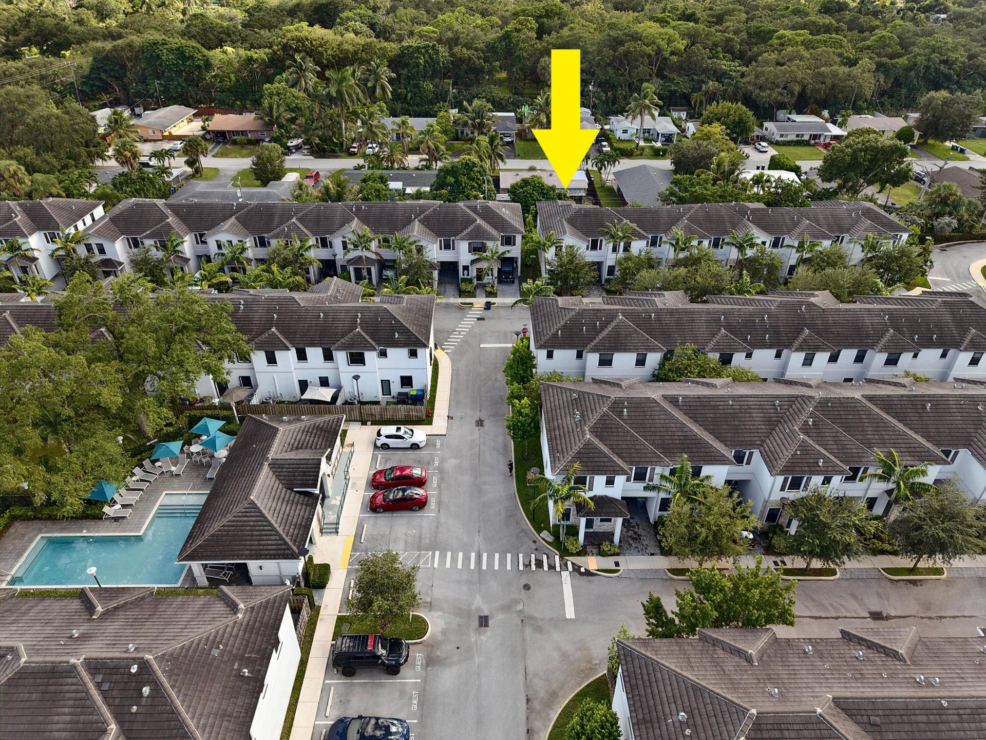 1624 SW 29TH Street, Fort Lauderdale, FL 33315 beauchamp-2-arrow