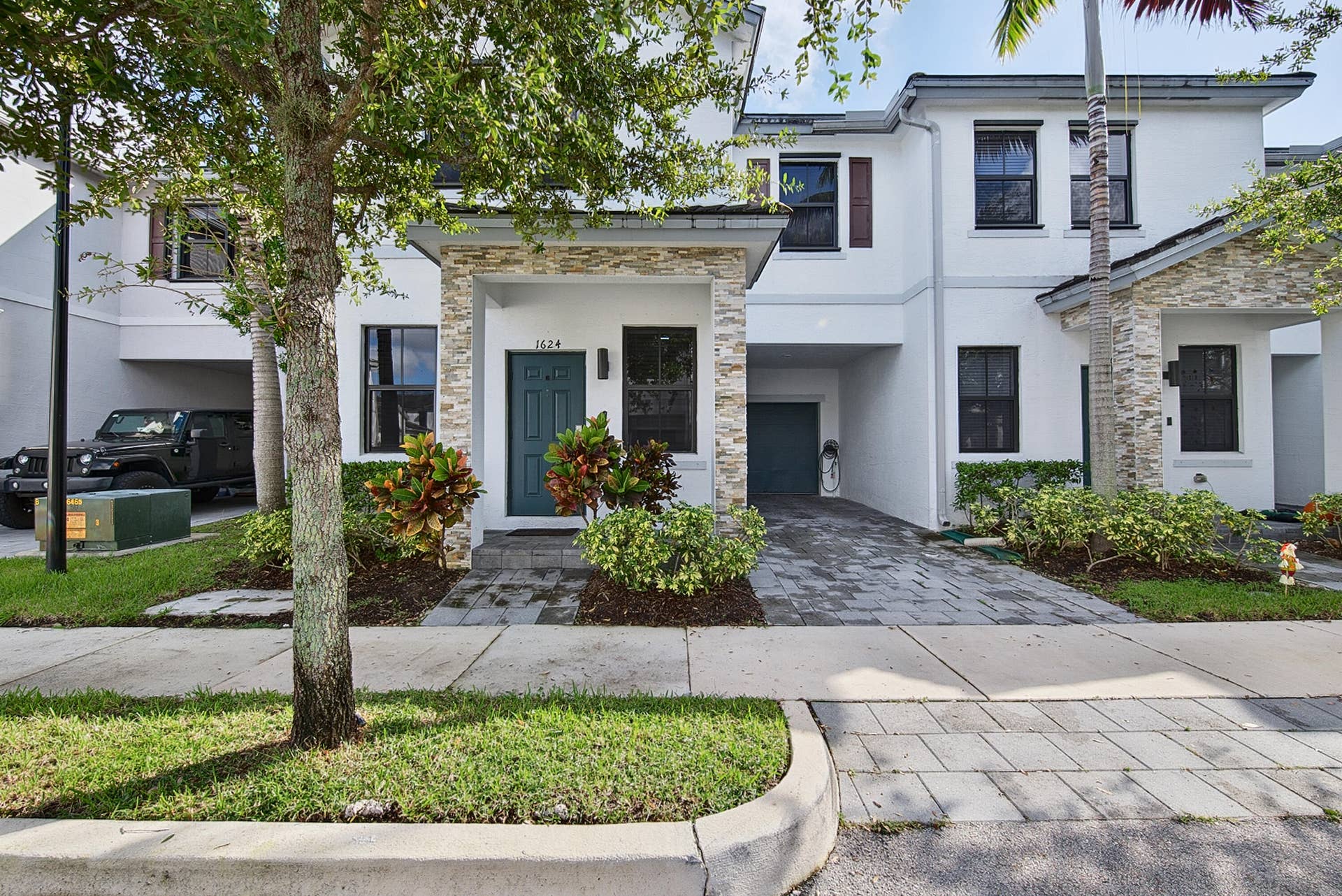 1624 SW 29TH Street, Fort Lauderdale, FL 33315 beauchamp-8