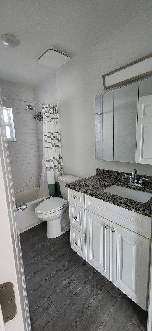 1408 Florida Avenue, #A, West Palm Beach, West Palm Beach, FL 33401 1408 Florida A Bath