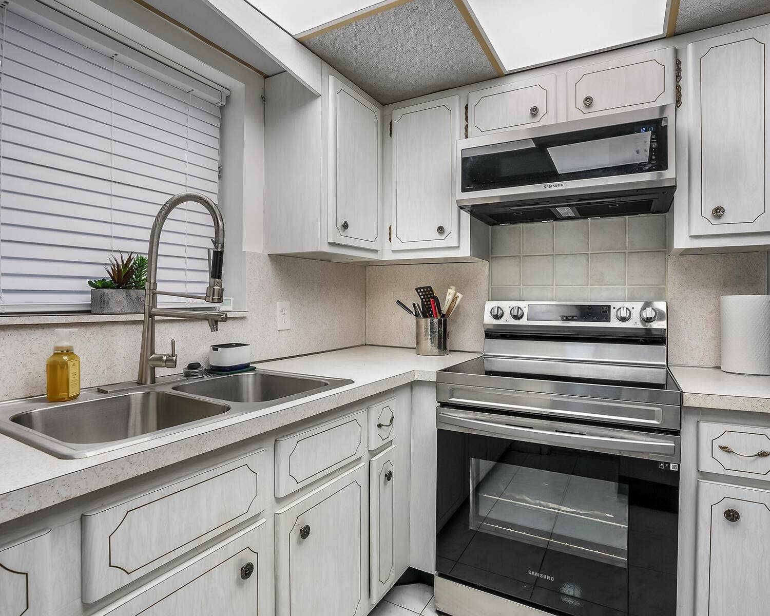 5300 Washington Street, #B129, Hollywood, FL 33021 DSC02159