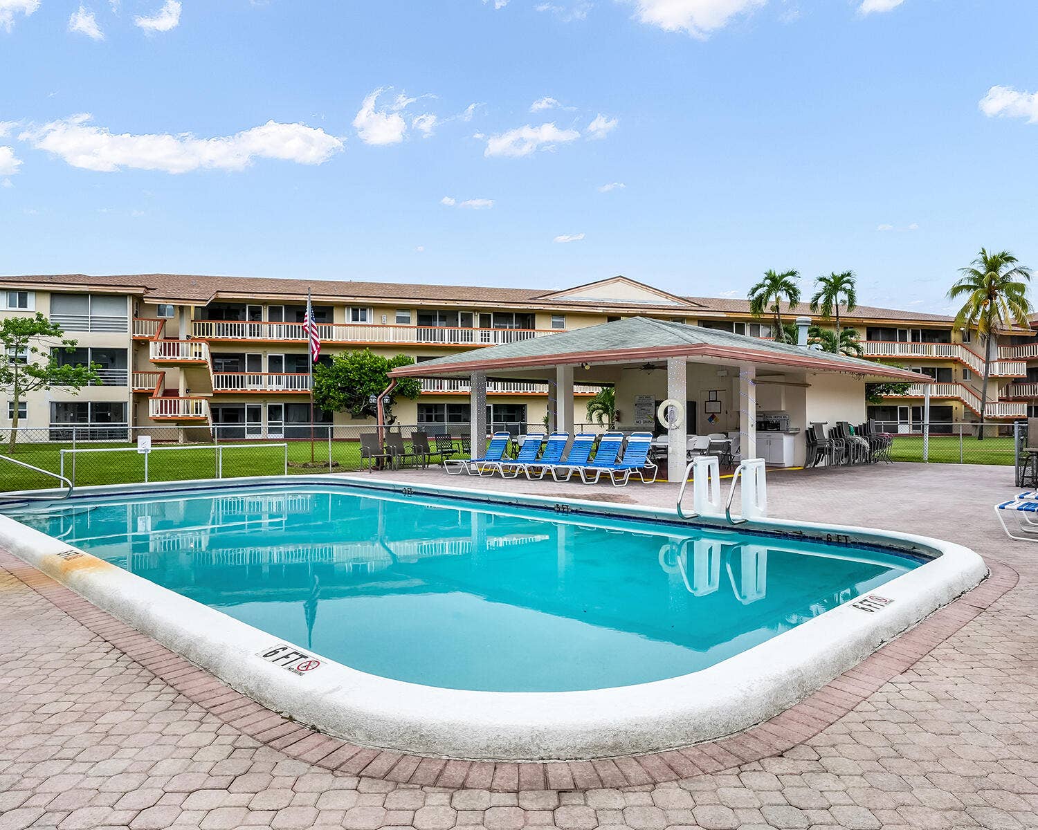5300 Washington Street, #B129, Hollywood, FL 33021 DSC02191