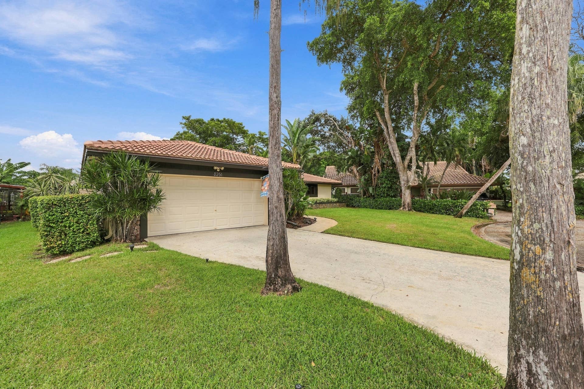 8251 NW 14TH Court, Coral Springs, FL 33071 060-453A5252