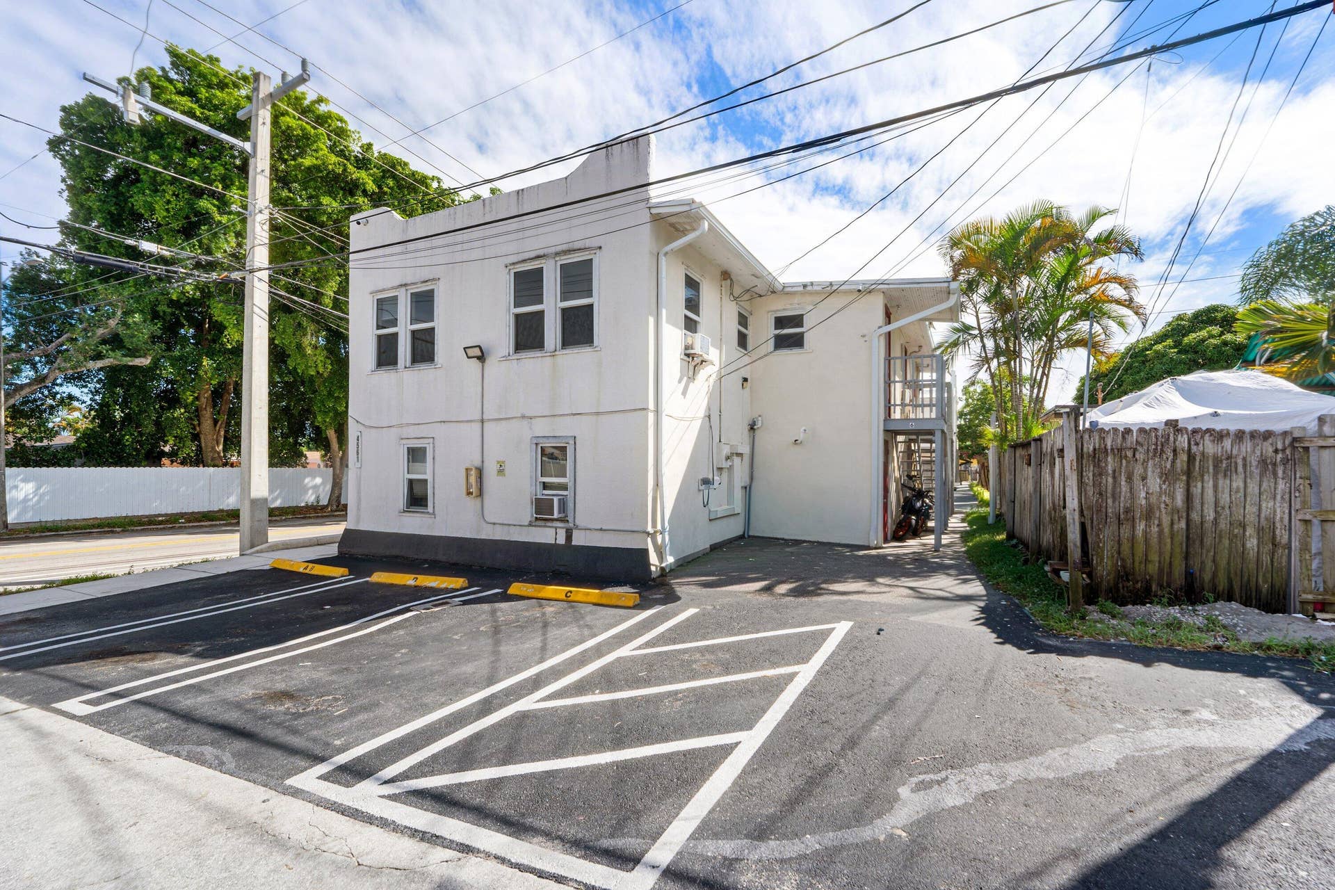 4561 Lake Avenue, #6, West Palm Beach, West Palm Beach, FL 33405 018-4561LakeAvenue-6-WestPalmBeach-FL-33