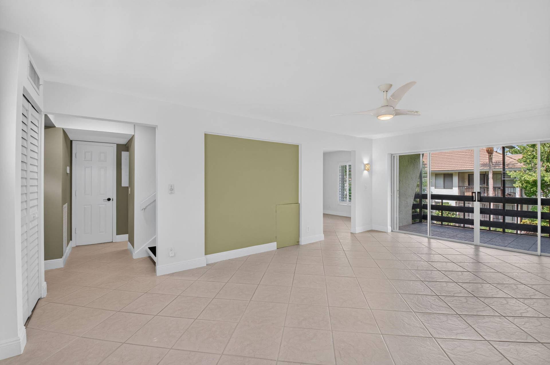 149 NW 70th Street, #106C, Boca Raton, FL 33487 8-web-or-mls-DSC_8330