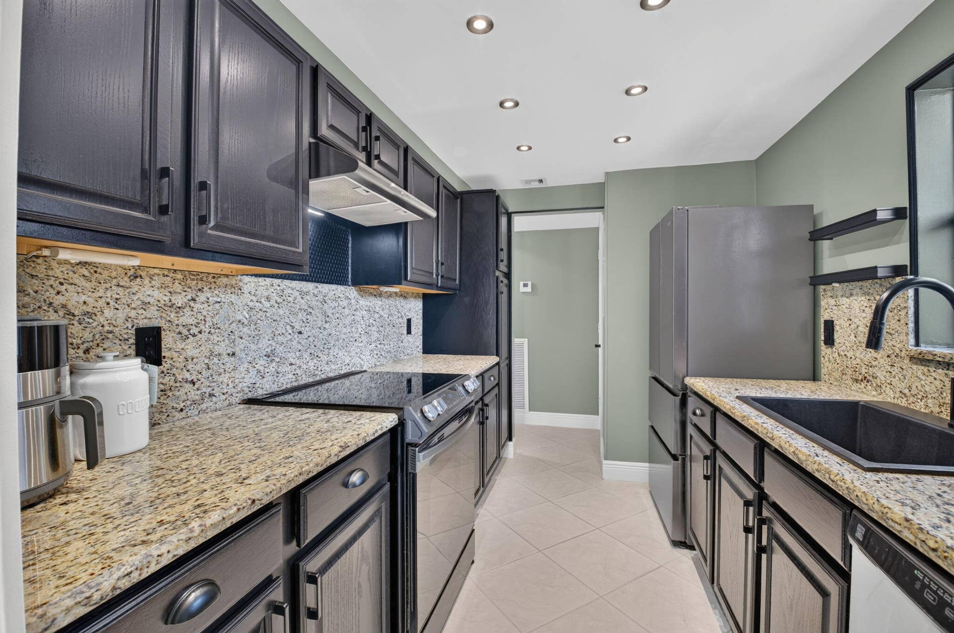 149 NW 70th Street, #106C, Boca Raton, FL 33487 15-web-or-mls-DSC_8364