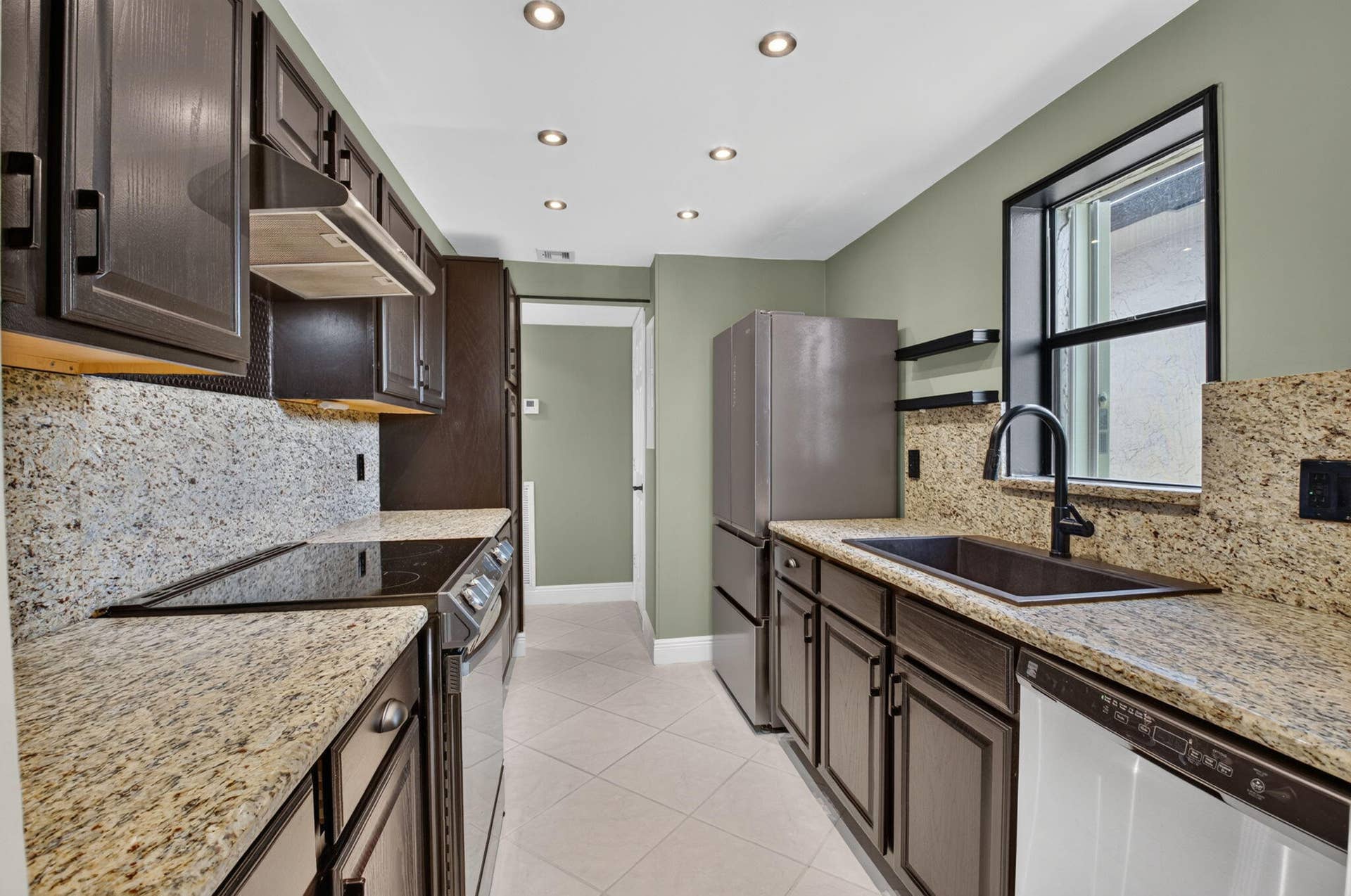 149 NW 70th Street, #106C, Boca Raton, FL 33487 14-web-or-mls-DSC_8360
