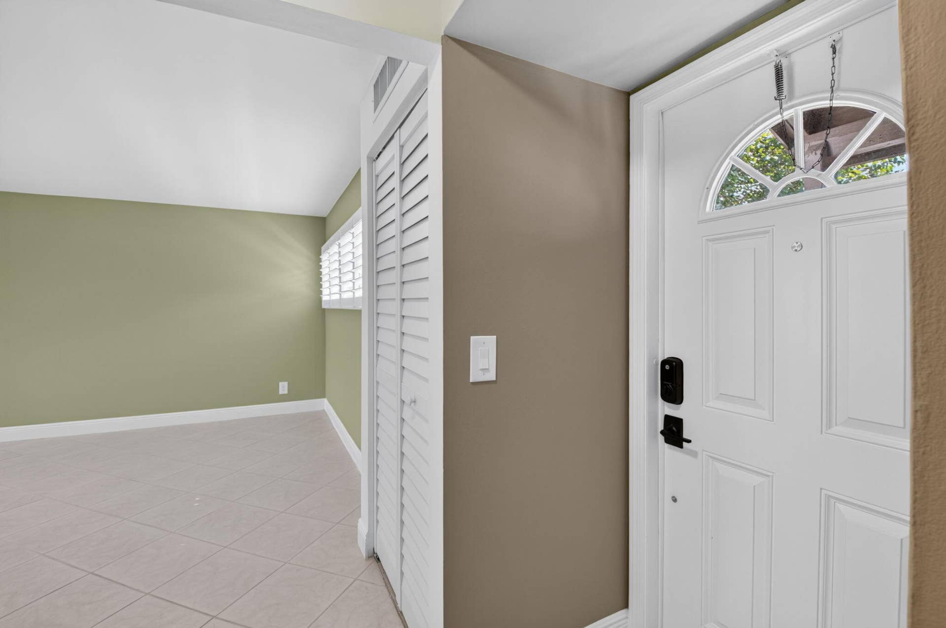 149 NW 70th Street, #106C, Boca Raton, FL 33487 5-web-or-mls-DSC_8314