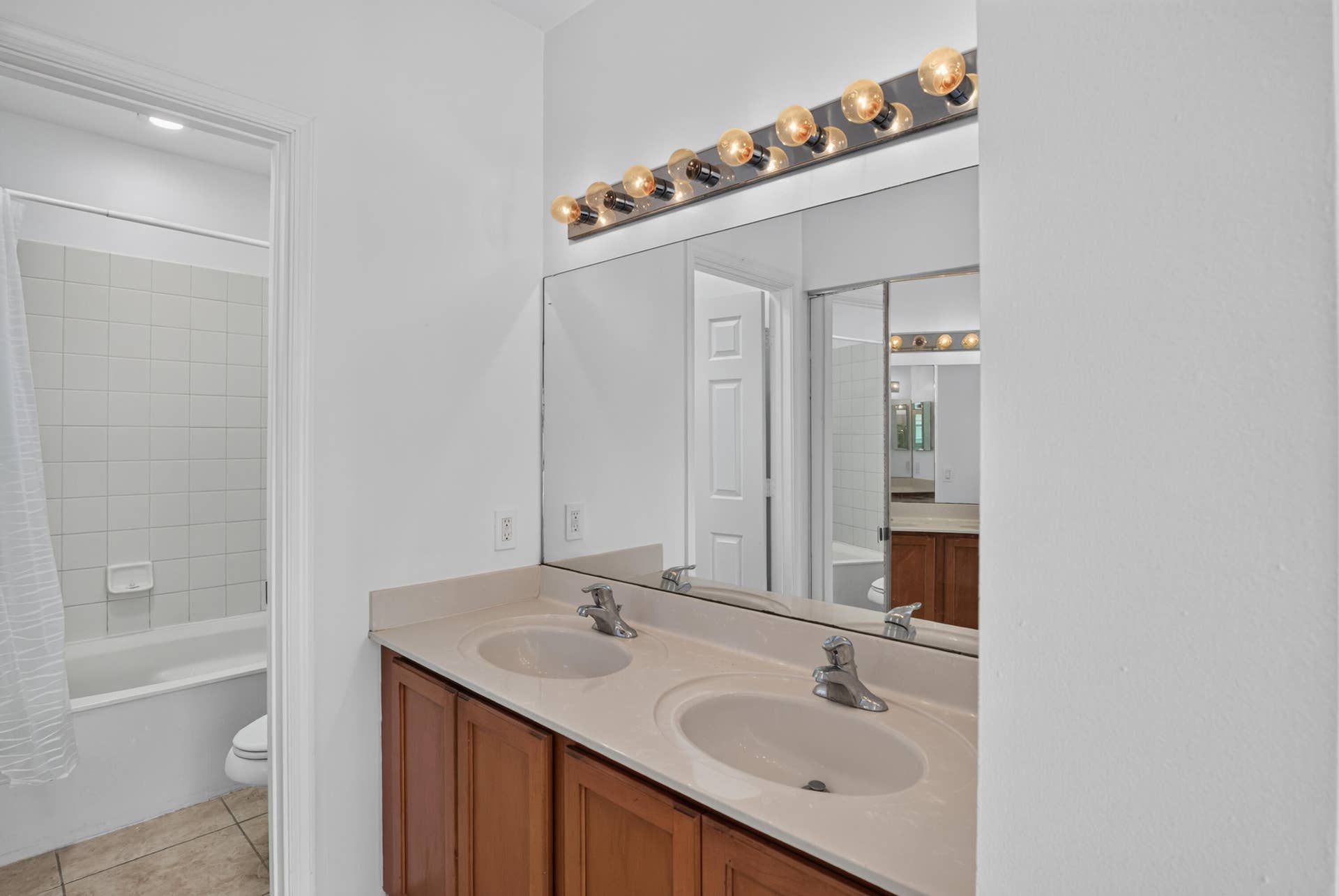 3037 Laurel Ridge Circle, Riviera Beach, FL 33404 _DSC4243