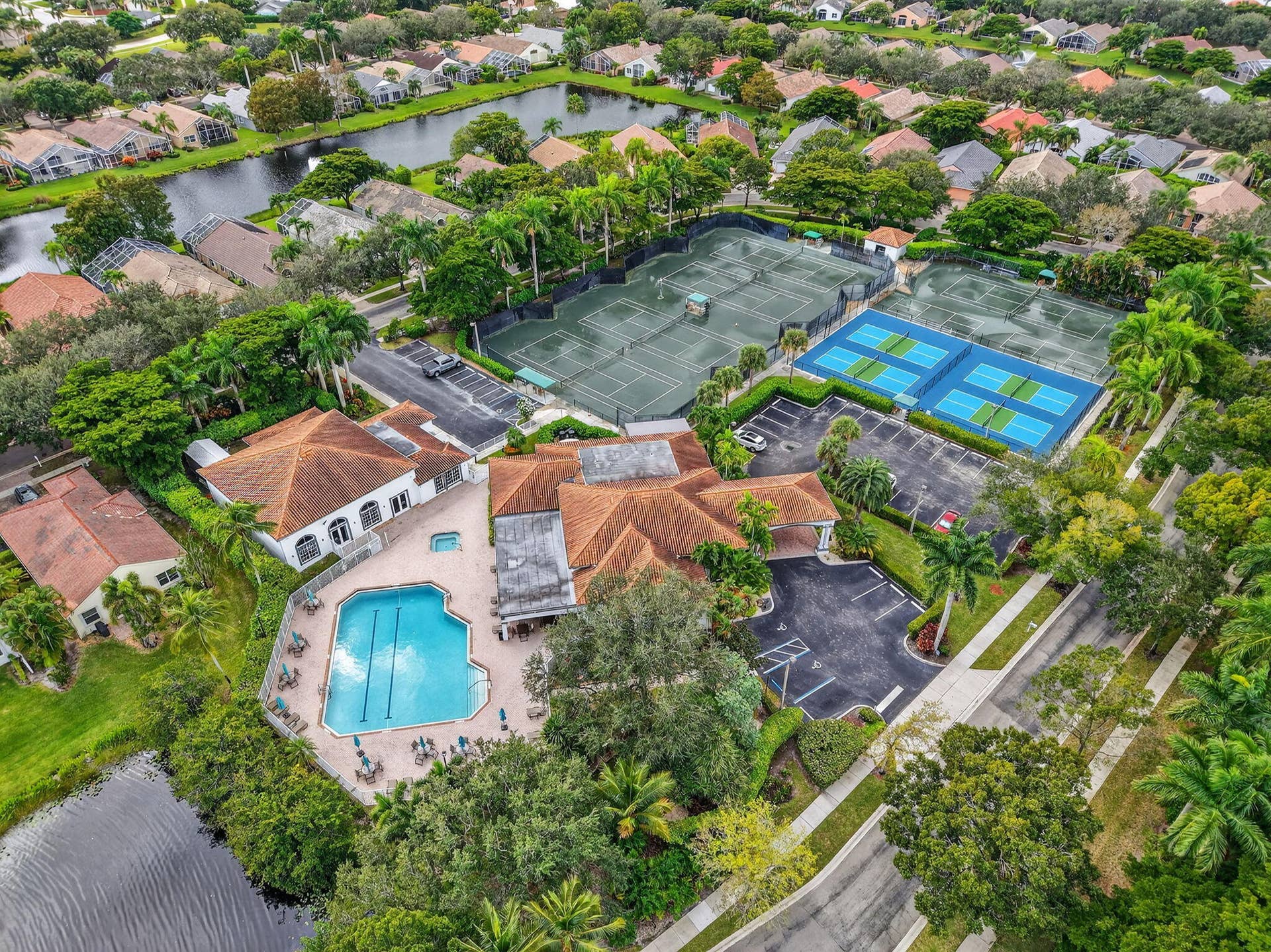 10523 Copper Lake Drive, Boynton Beach, FL 33437 78-web-or-mls-DJI_20251029134527_0269_D
