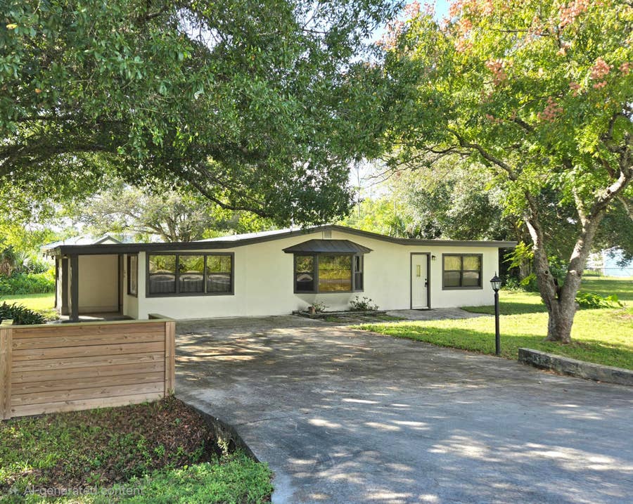 Property photo for 3241 NW 32ND Avenue, Okeechobee, FL
