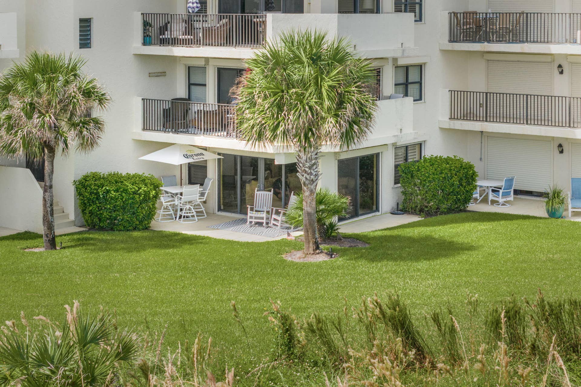 2636 OCEAN Drive, #105, Vero Beach, FL 32963 27-web-or-mls-2636 Ocean Dr 105 - 27