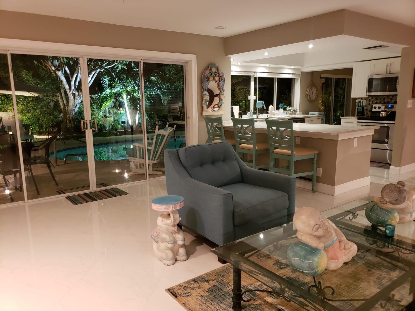 2050 NE 62nd Street, Fort Lauderdale, FL 33308 Photo 3