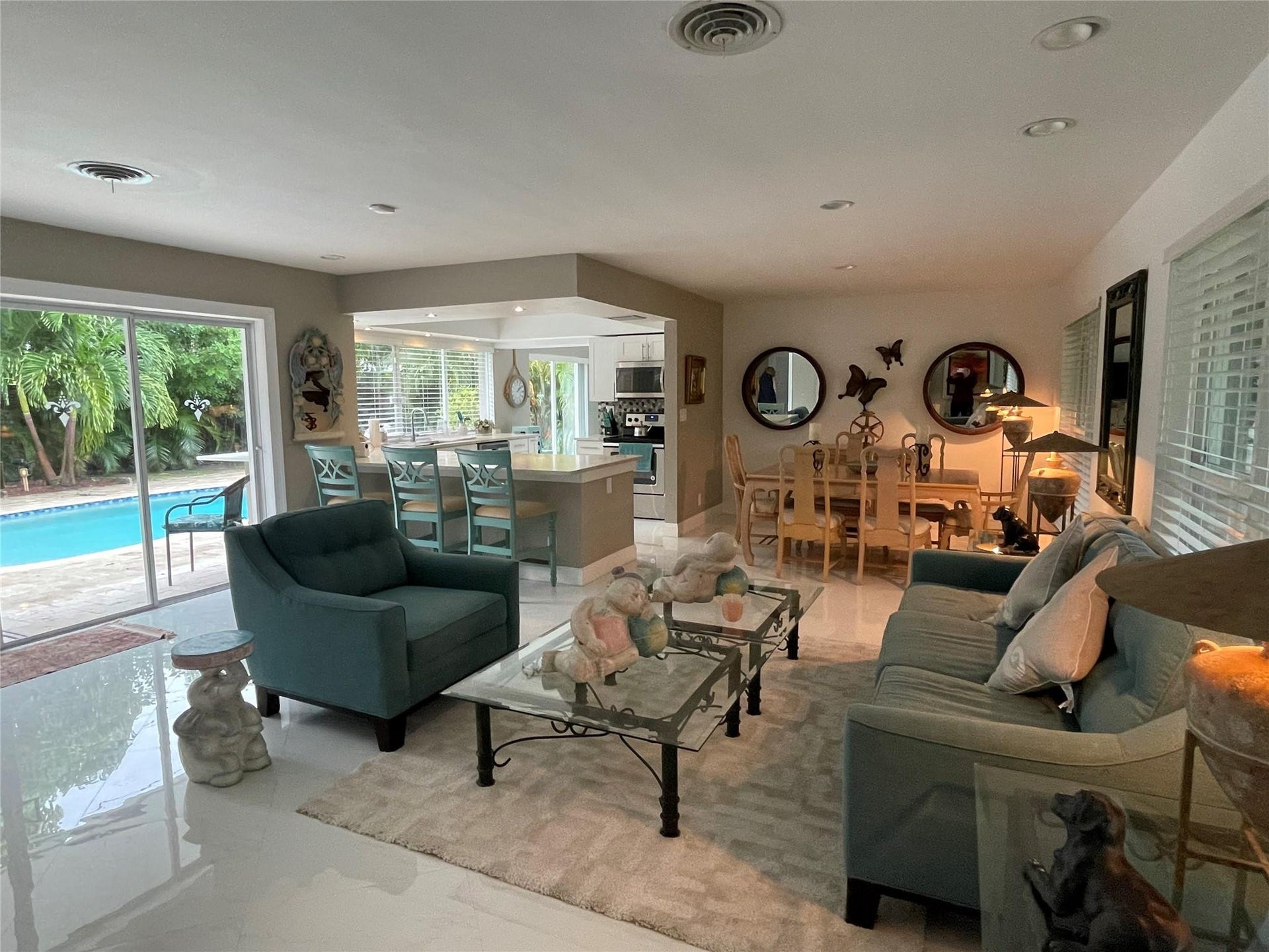 2050 NE 62nd Street, Fort Lauderdale, FL 33308 Photo 2