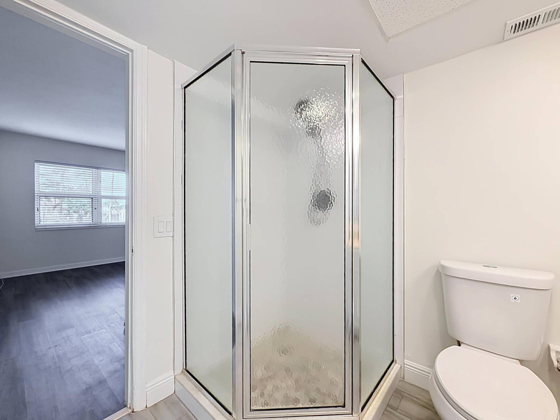 3121 NE 51st Street NE, #102E, Fort Lauderdale, FL 33308 3121 NE 51st Street #102E-56