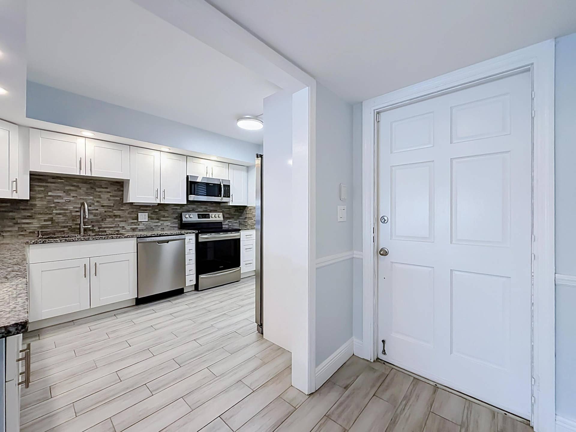 3121 NE 51st Street NE, #102E, Fort Lauderdale, FL 33308 3121 NE 51st Street #102E-15