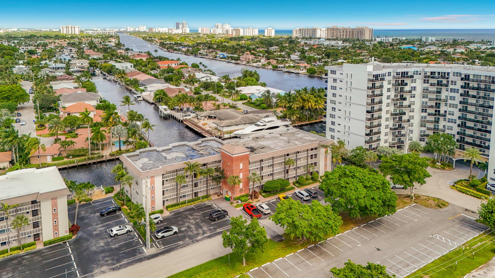 3121 NE 51st Street NE, #102E, Fort Lauderdale, FL 33308 3121 NE 51st Street #102E-2